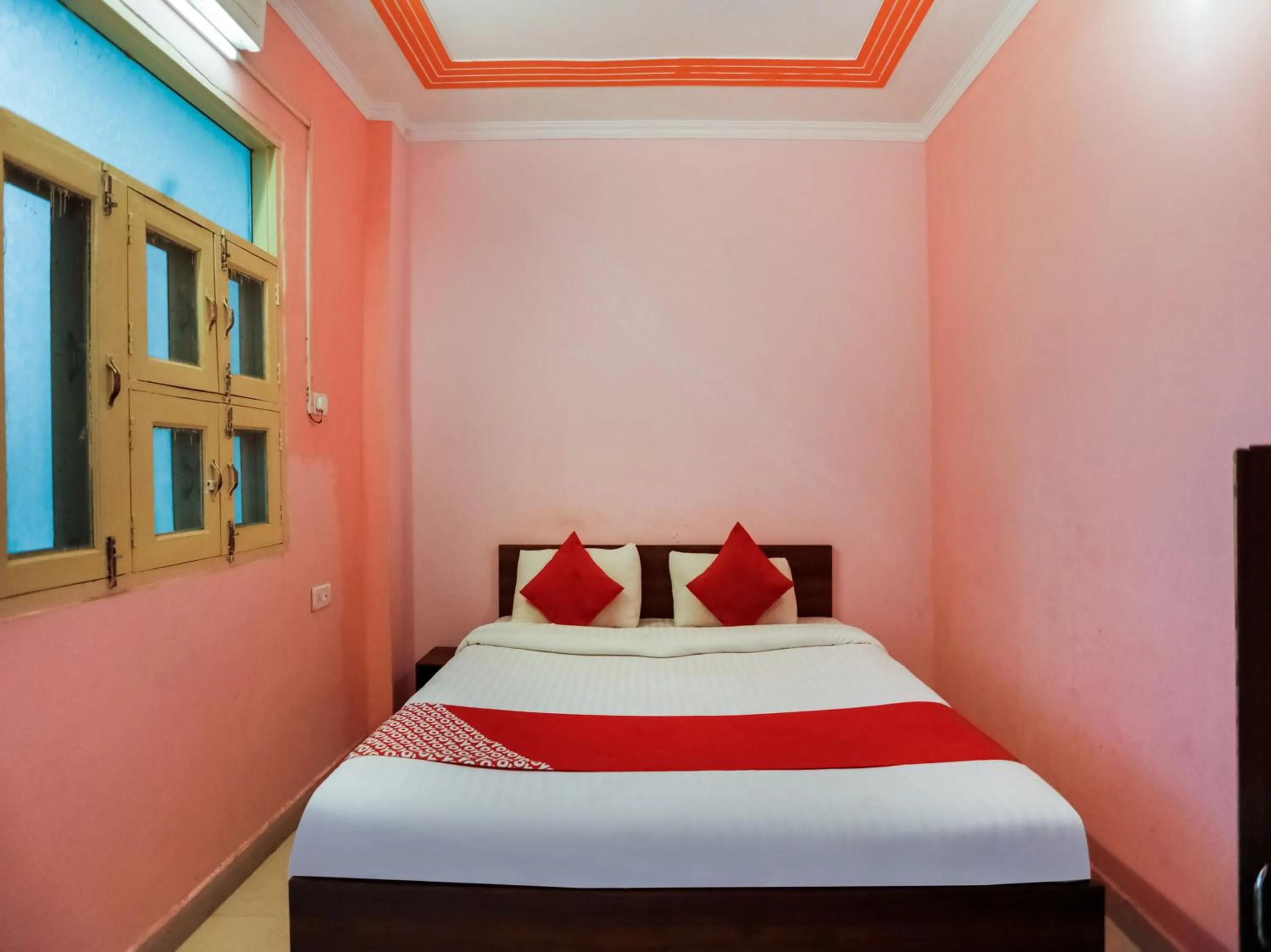 Bedroom, Bed in Bandral Residency