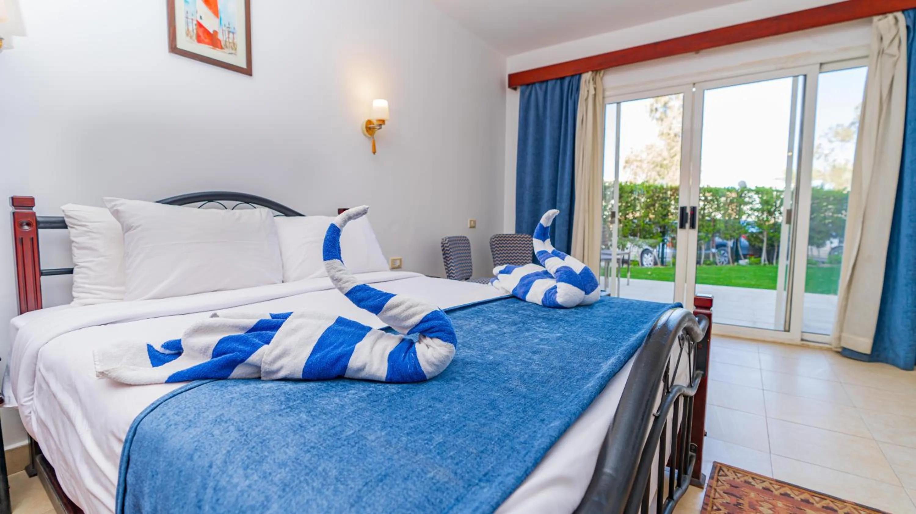 Bedroom, Bed in Marina Wadi Degla Hotel