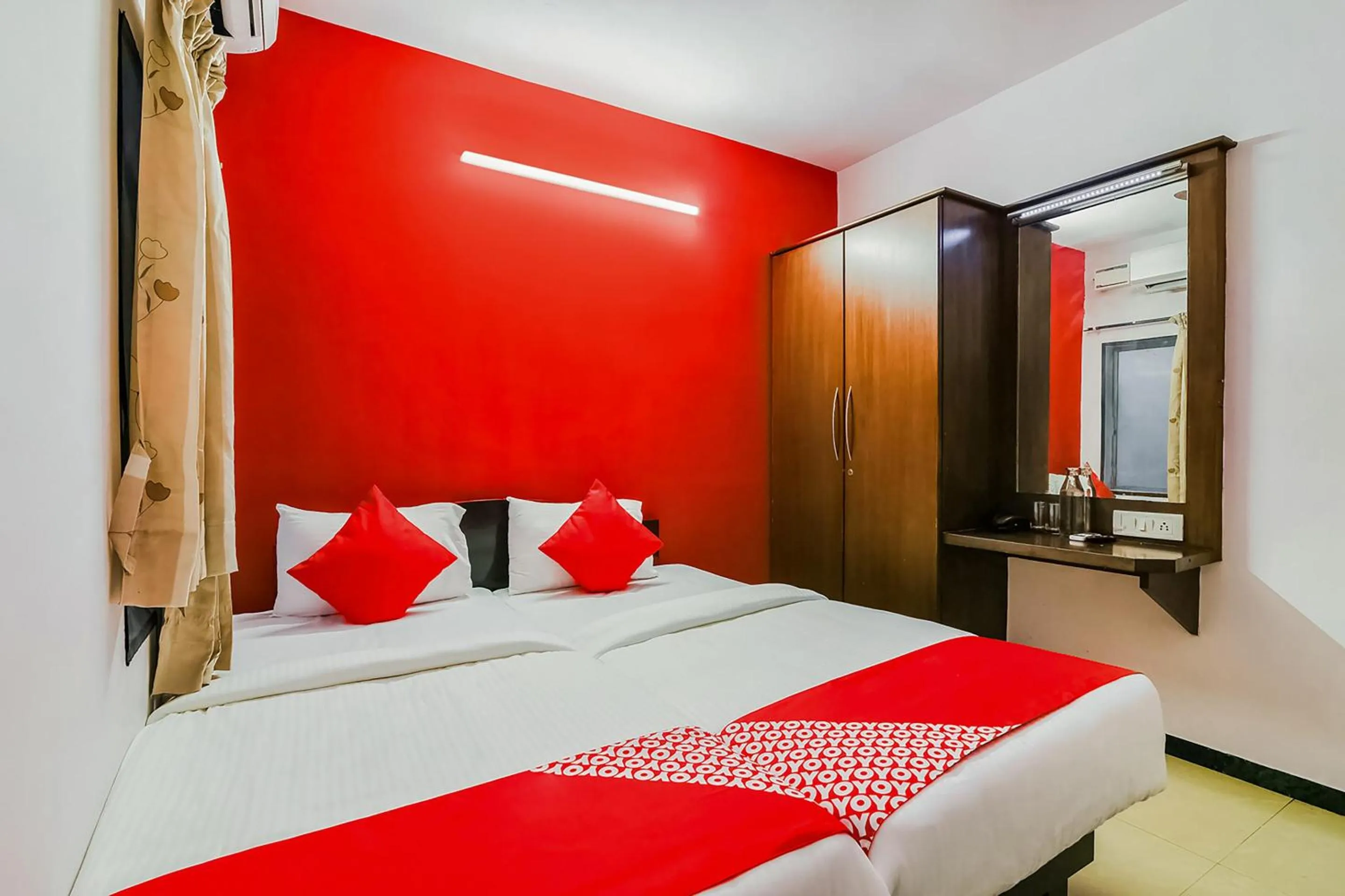 Bedroom, Bed in Hotel O Maruthi Gandhi Park