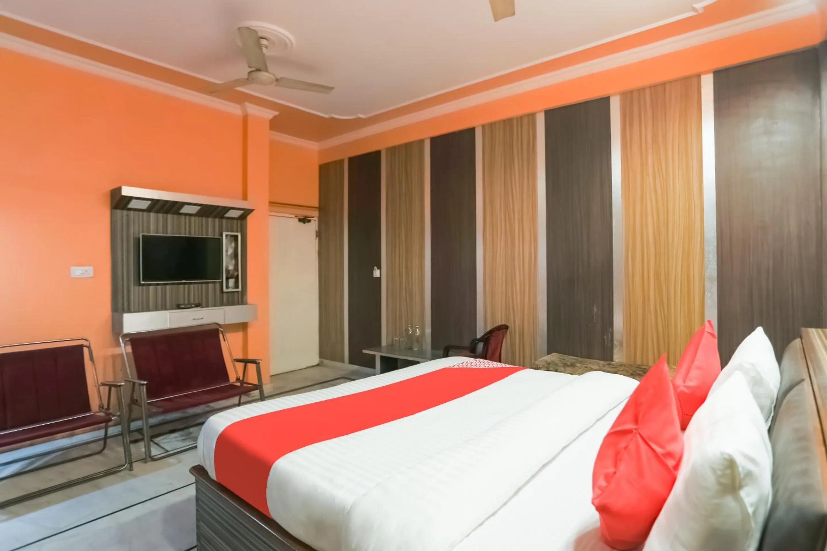 Bedroom, Bed in Collection O Nimisha Jail Rd