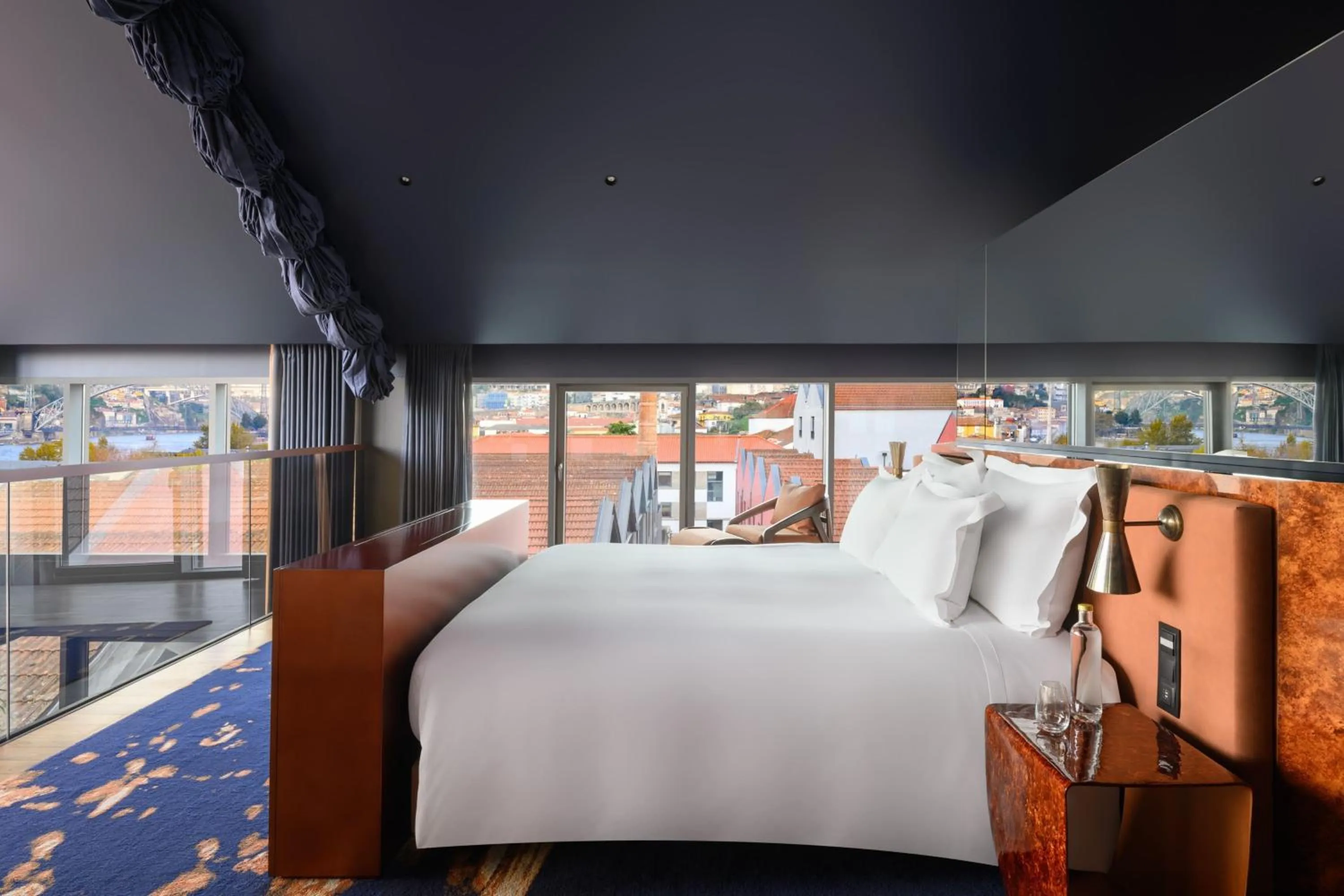 Bedroom, Bed in Forte de Gaia, Autograph Collection