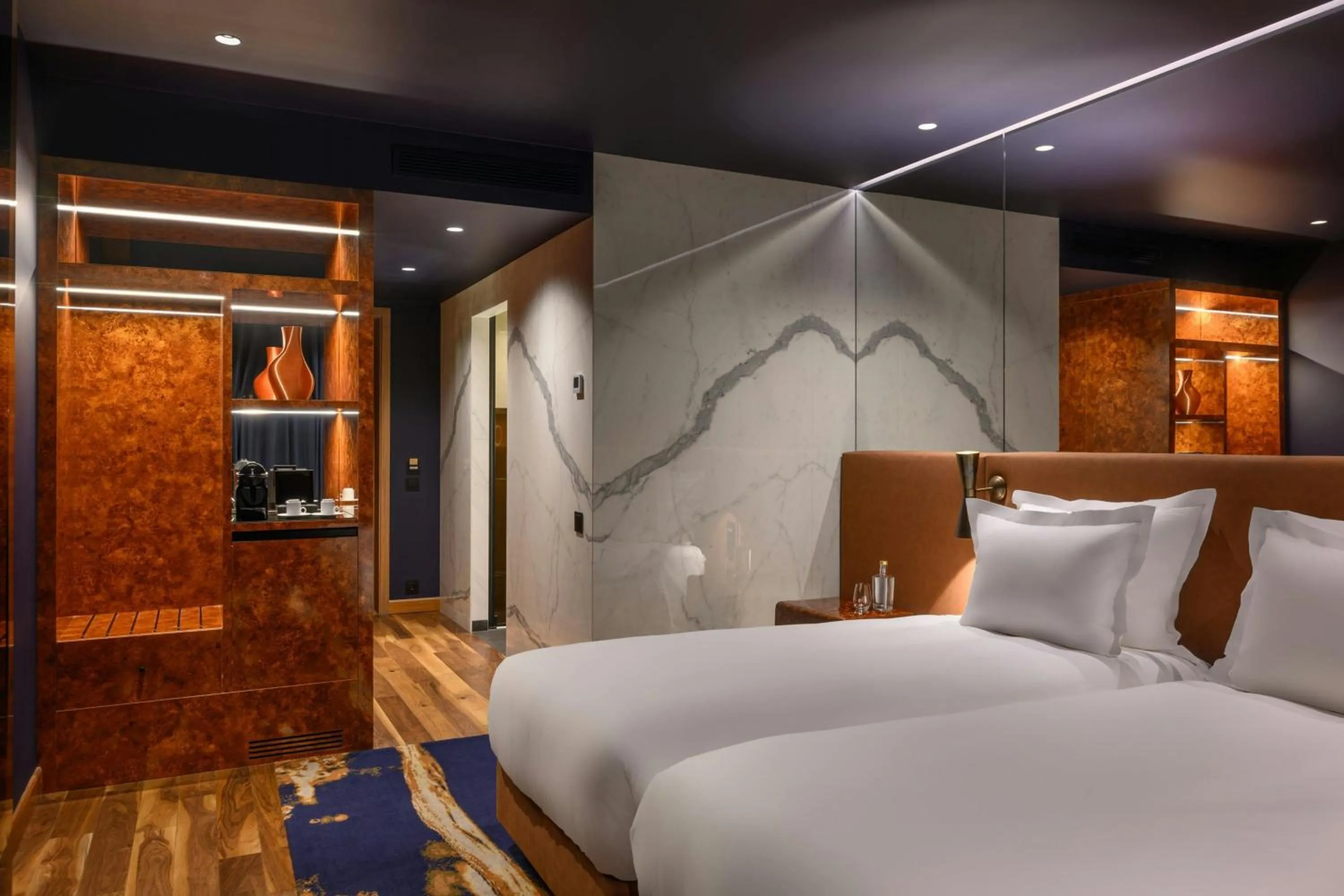 Photo of the whole room, Bed in Forte de Gaia, Autograph Collection