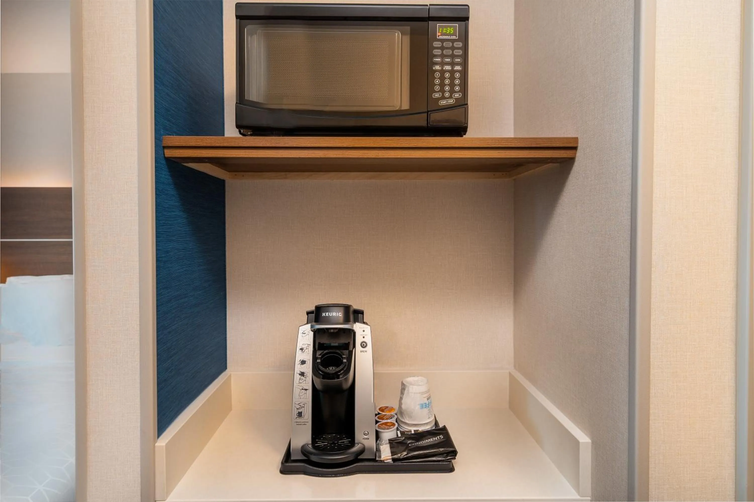 Photo of the whole room in Holiday Inn Express & Suites - Las Vegas - E Tropicana by IHG