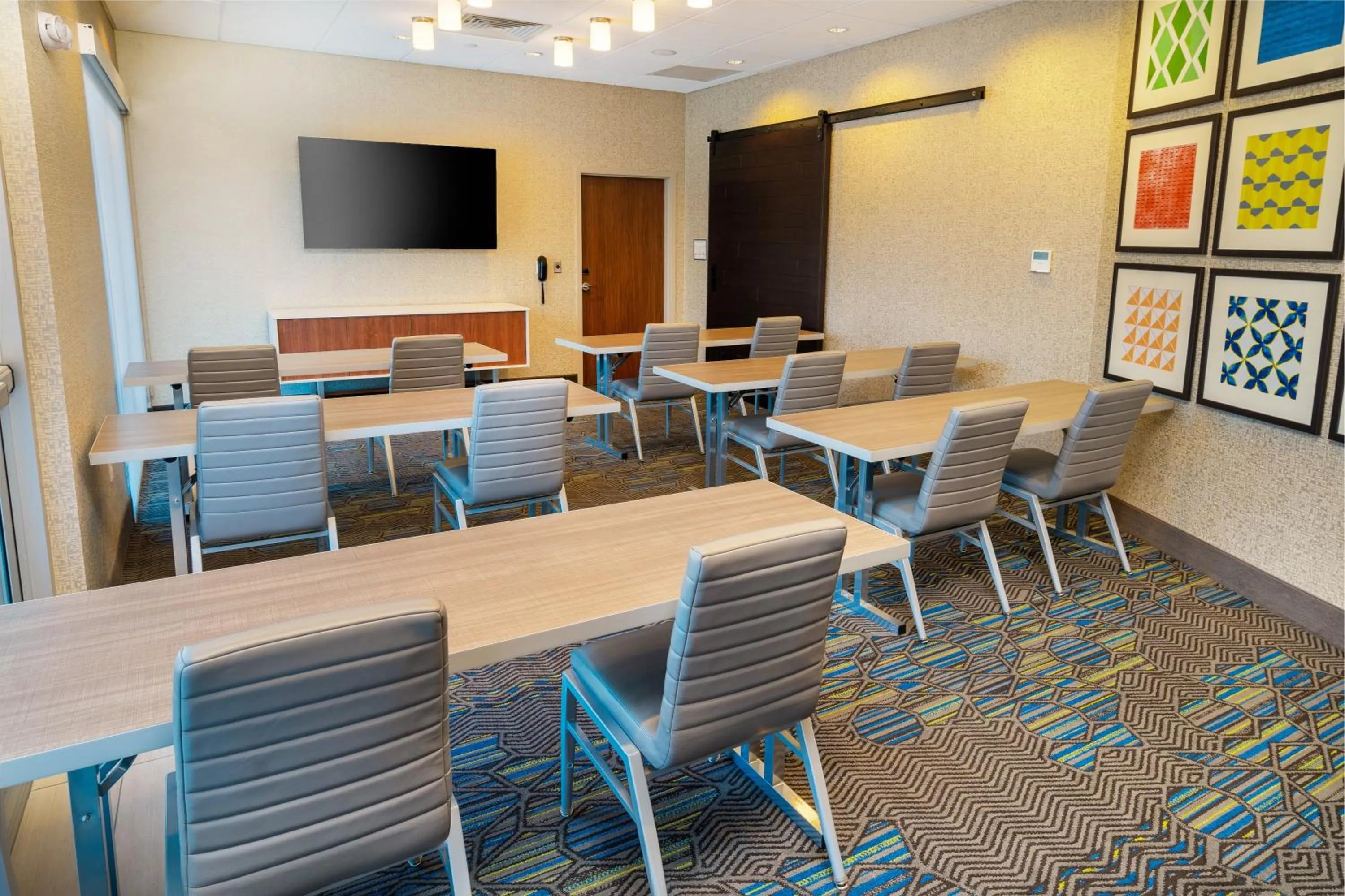 Meeting/conference room in Holiday Inn Express & Suites - Las Vegas - E Tropicana by IHG