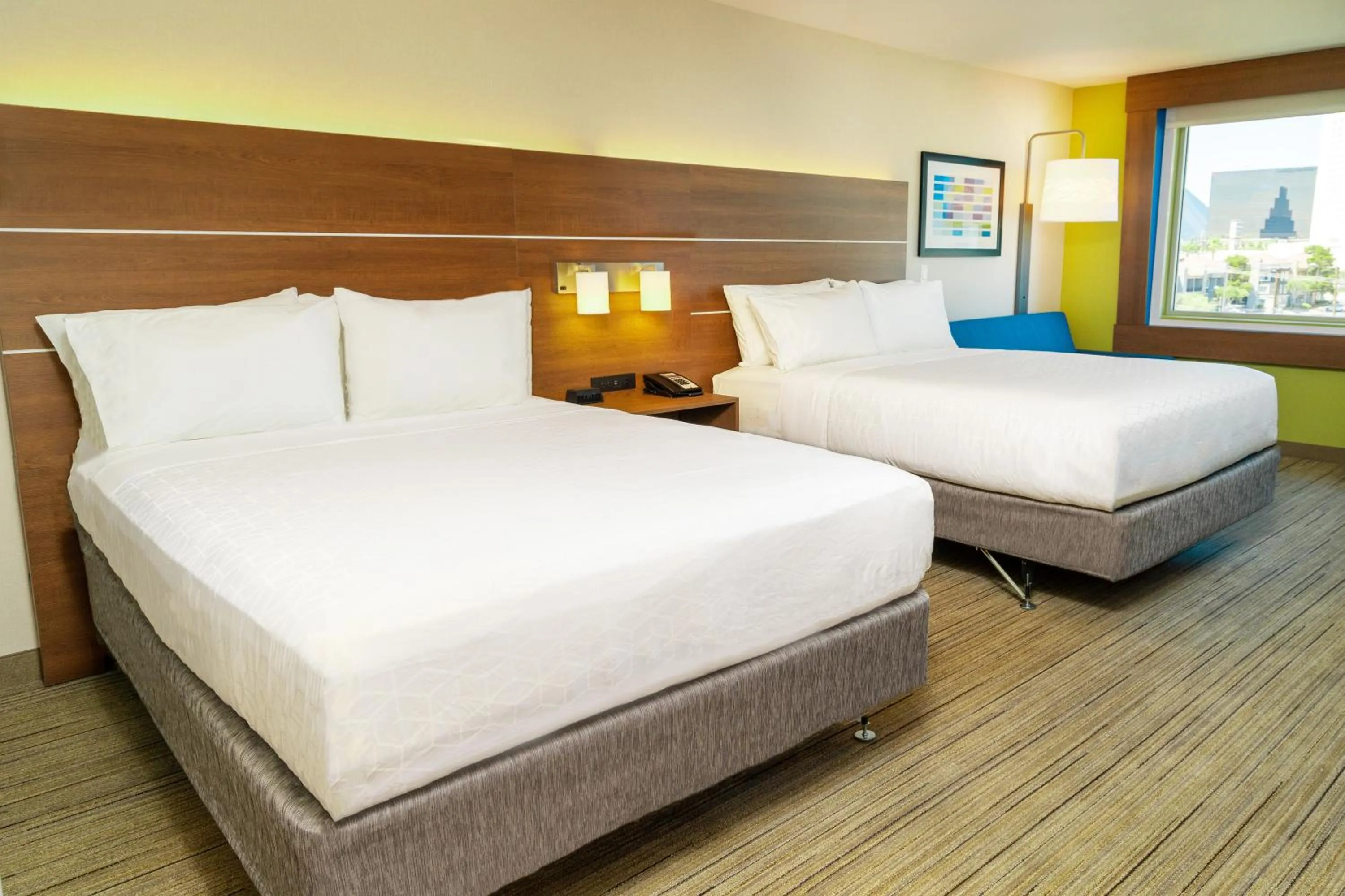 Photo of the whole room, Bed in Holiday Inn Express & Suites - Las Vegas - E Tropicana by IHG