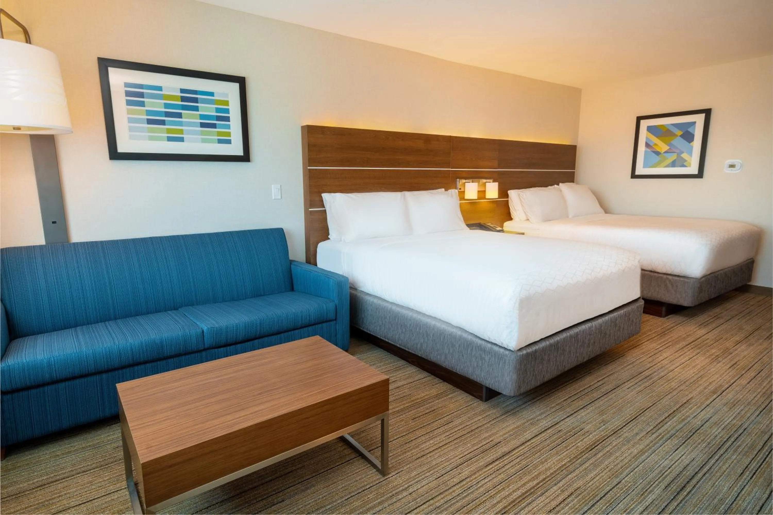 Photo of the whole room, Bed in Holiday Inn Express & Suites - Las Vegas - E Tropicana by IHG