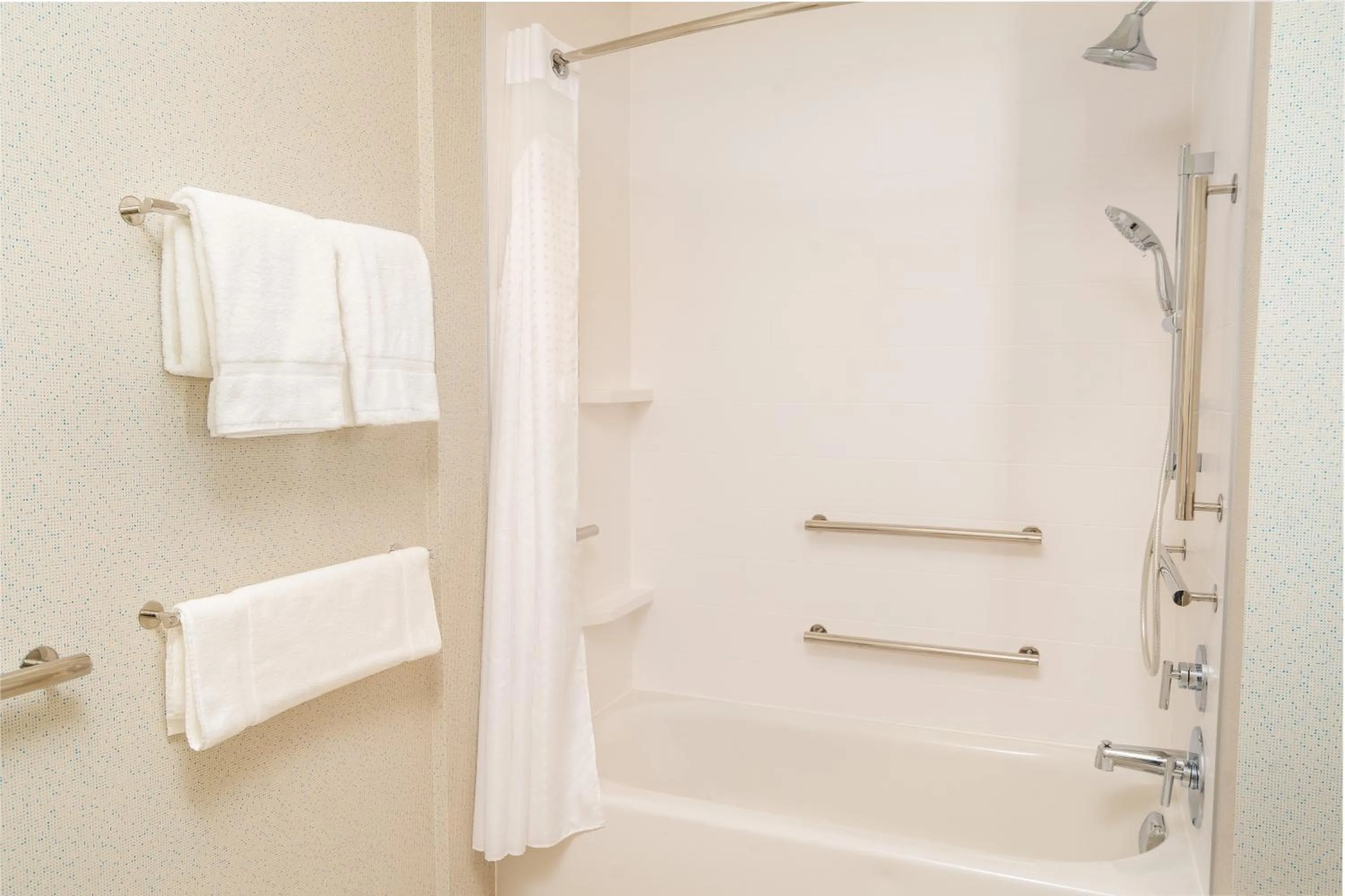 Bathroom in Holiday Inn Express & Suites - Las Vegas - E Tropicana by IHG