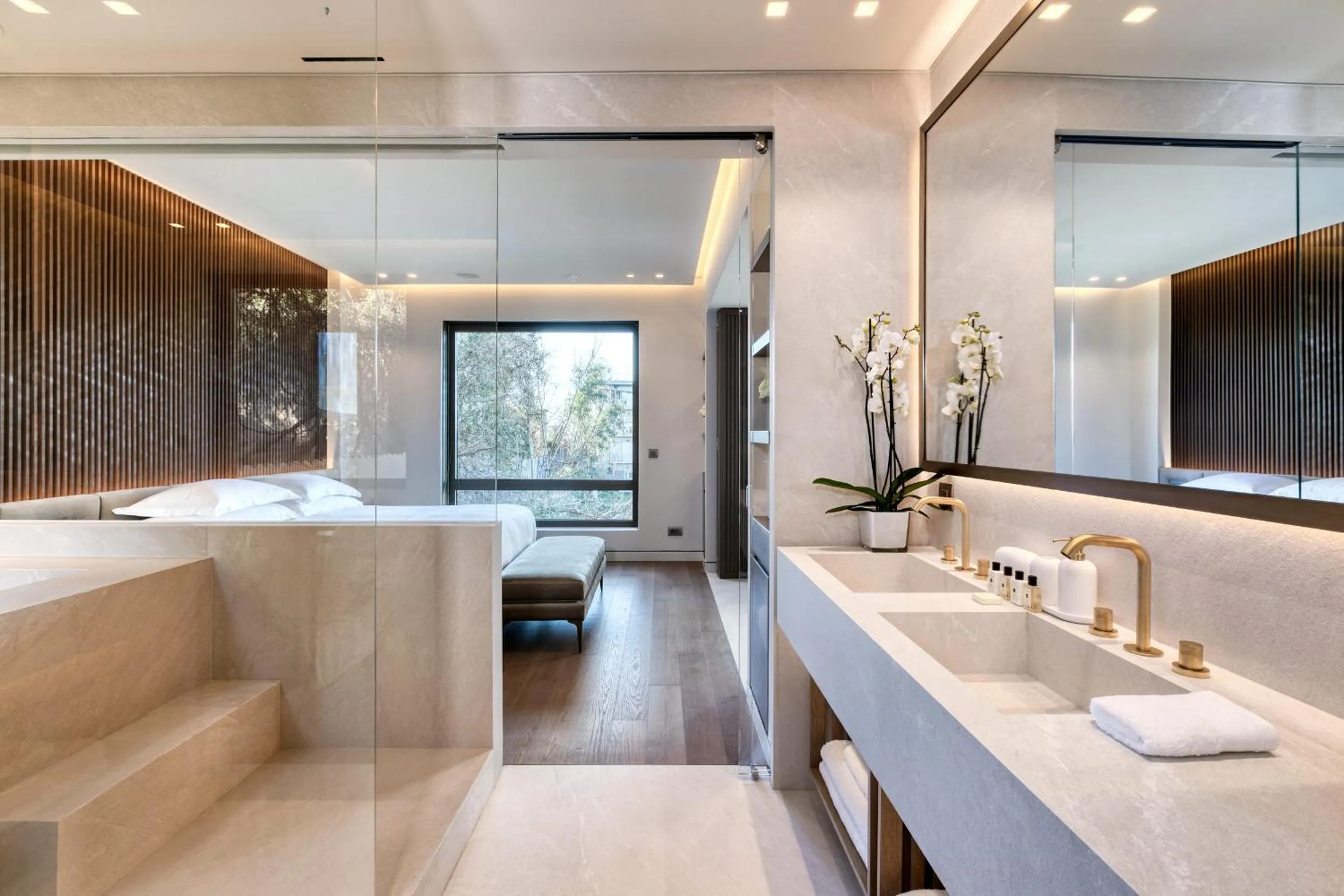 Bathroom in The One Acropolis