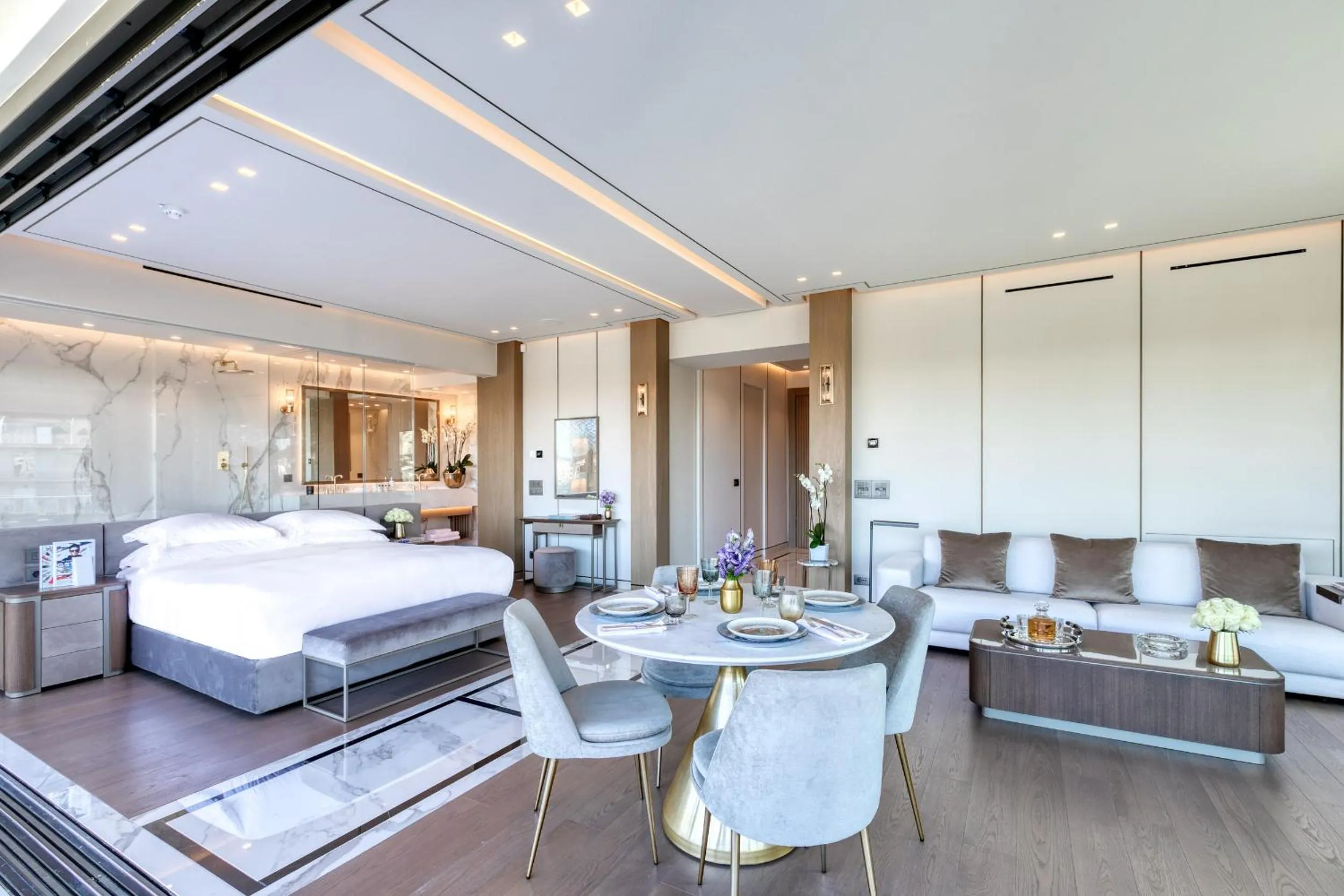 Bed in The One Acropolis