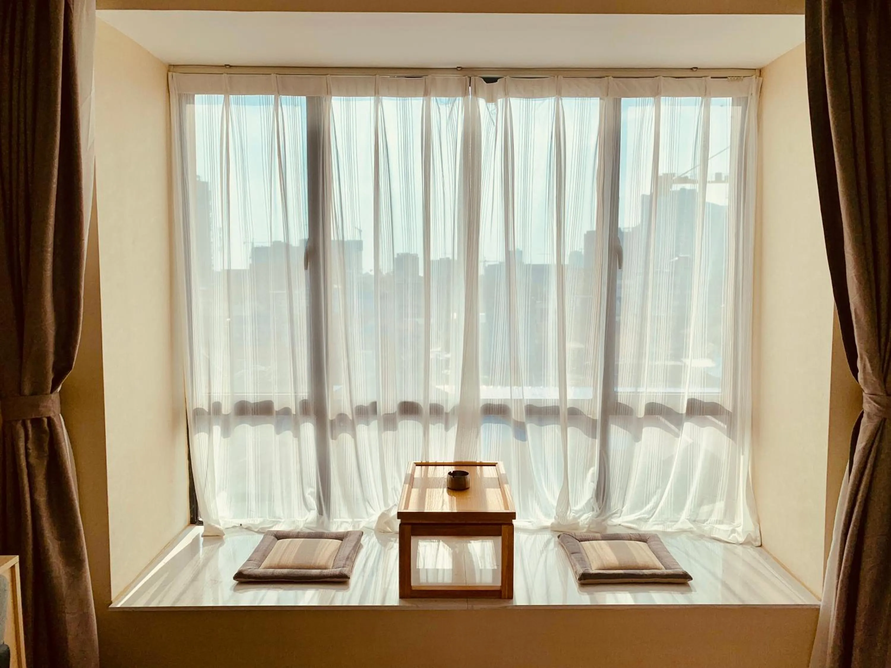 Decorative detail, Bed in Youngsun Hotel