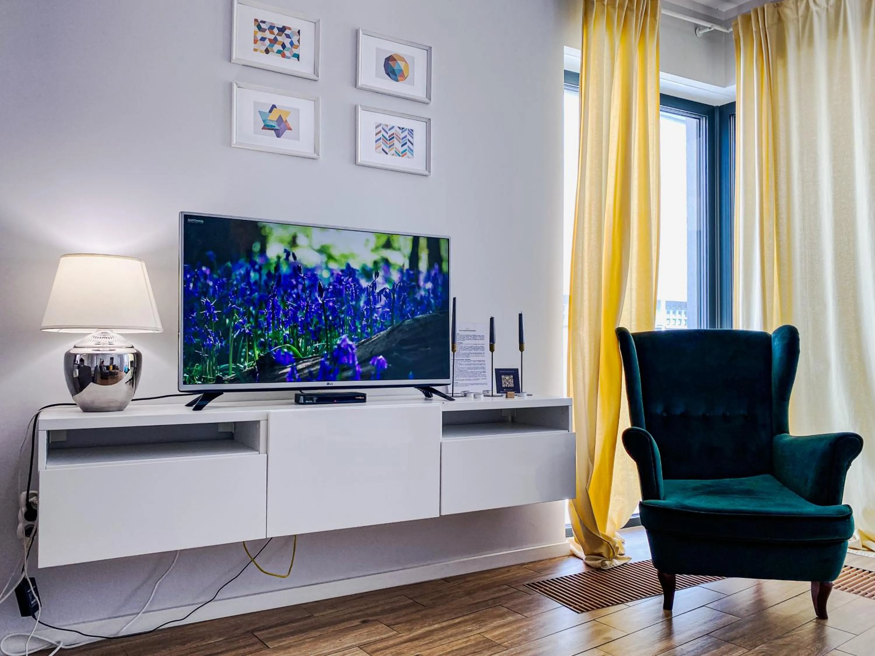 Communal lounge/ TV room in BP I Premium