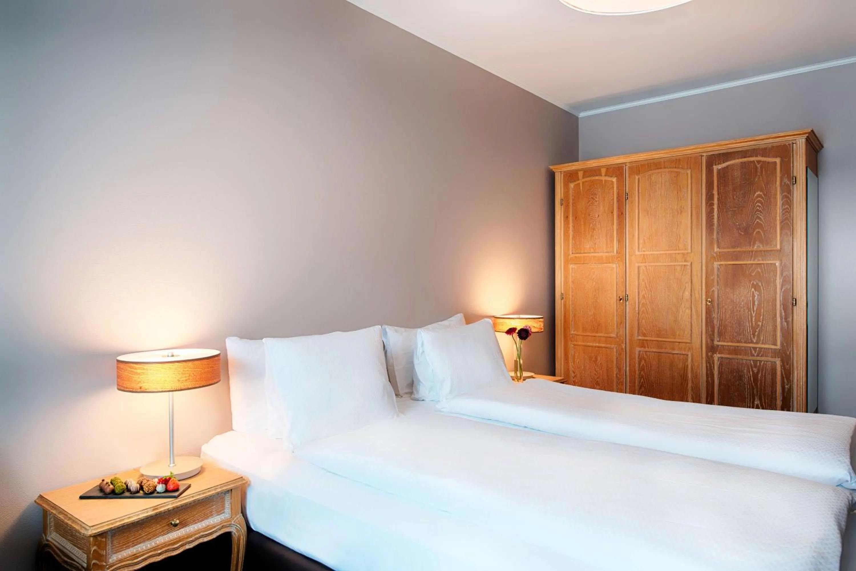 Bedroom, Bed in Grand Hotel Beau Rivage Interlaken