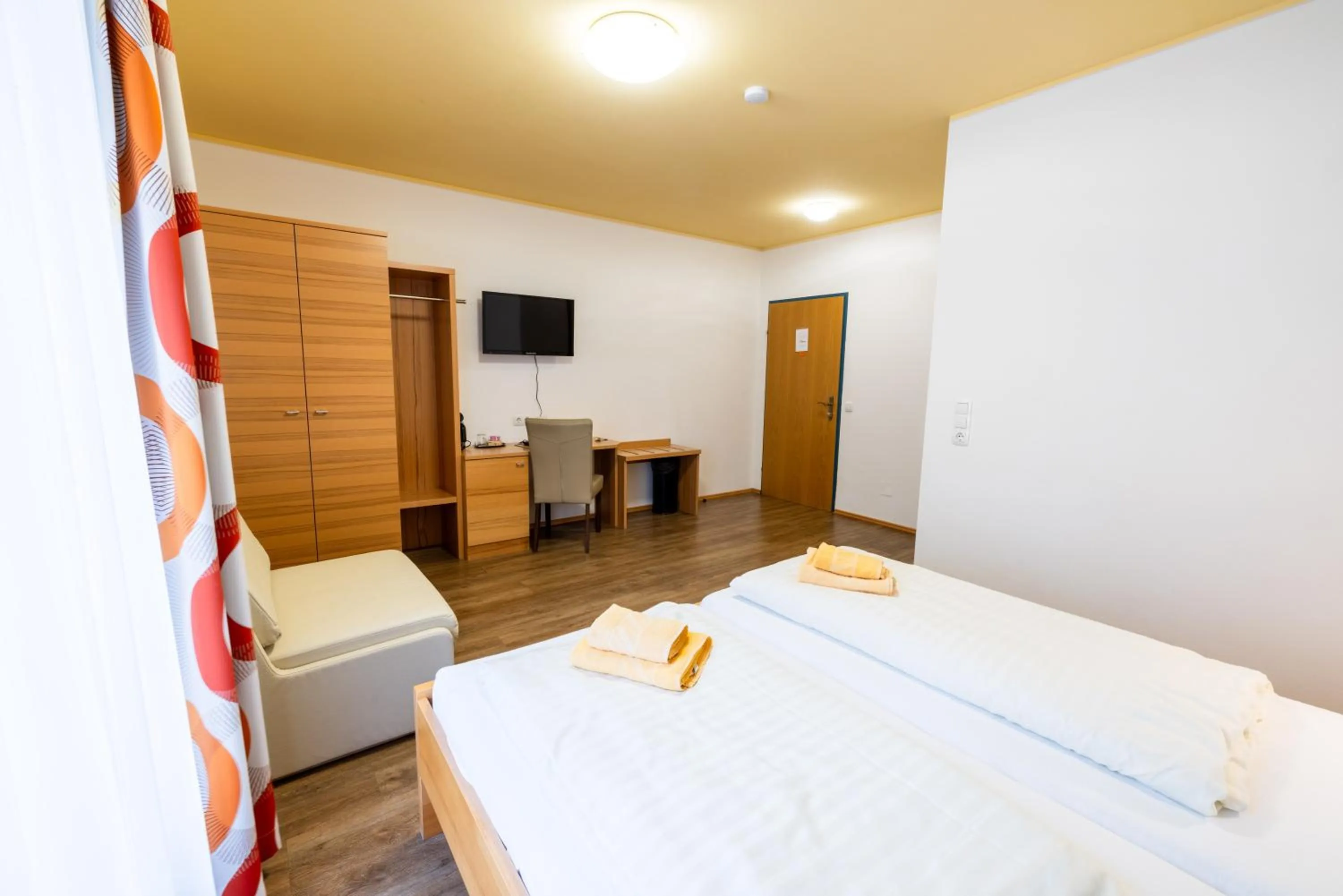 Photo of the whole room, Bed in Egidiwirt Murau