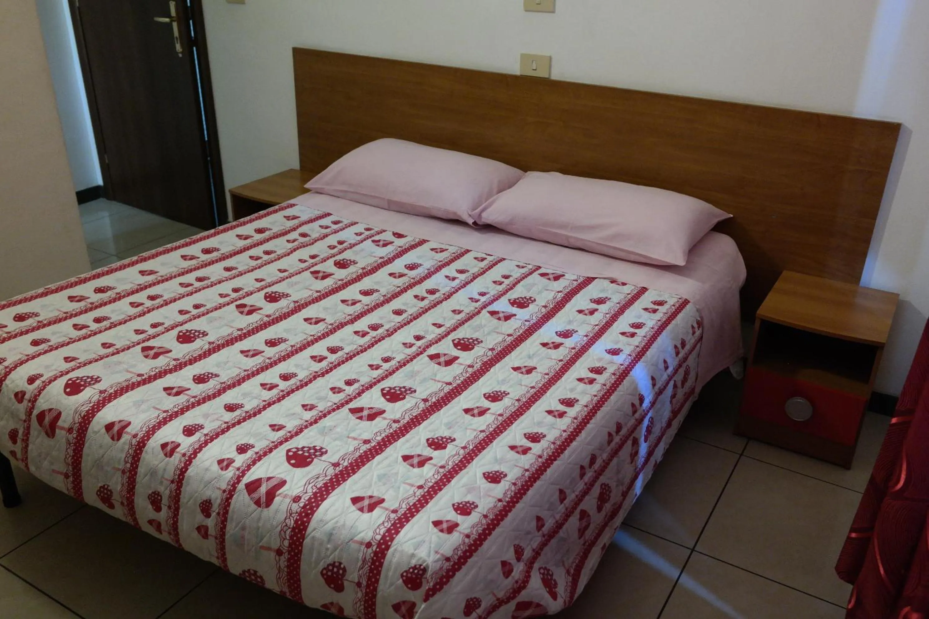 Photo of the whole room, Bed in Hotel Houston Livorno - Struttura Esclusivamente Turistica - Not for Business or Workers