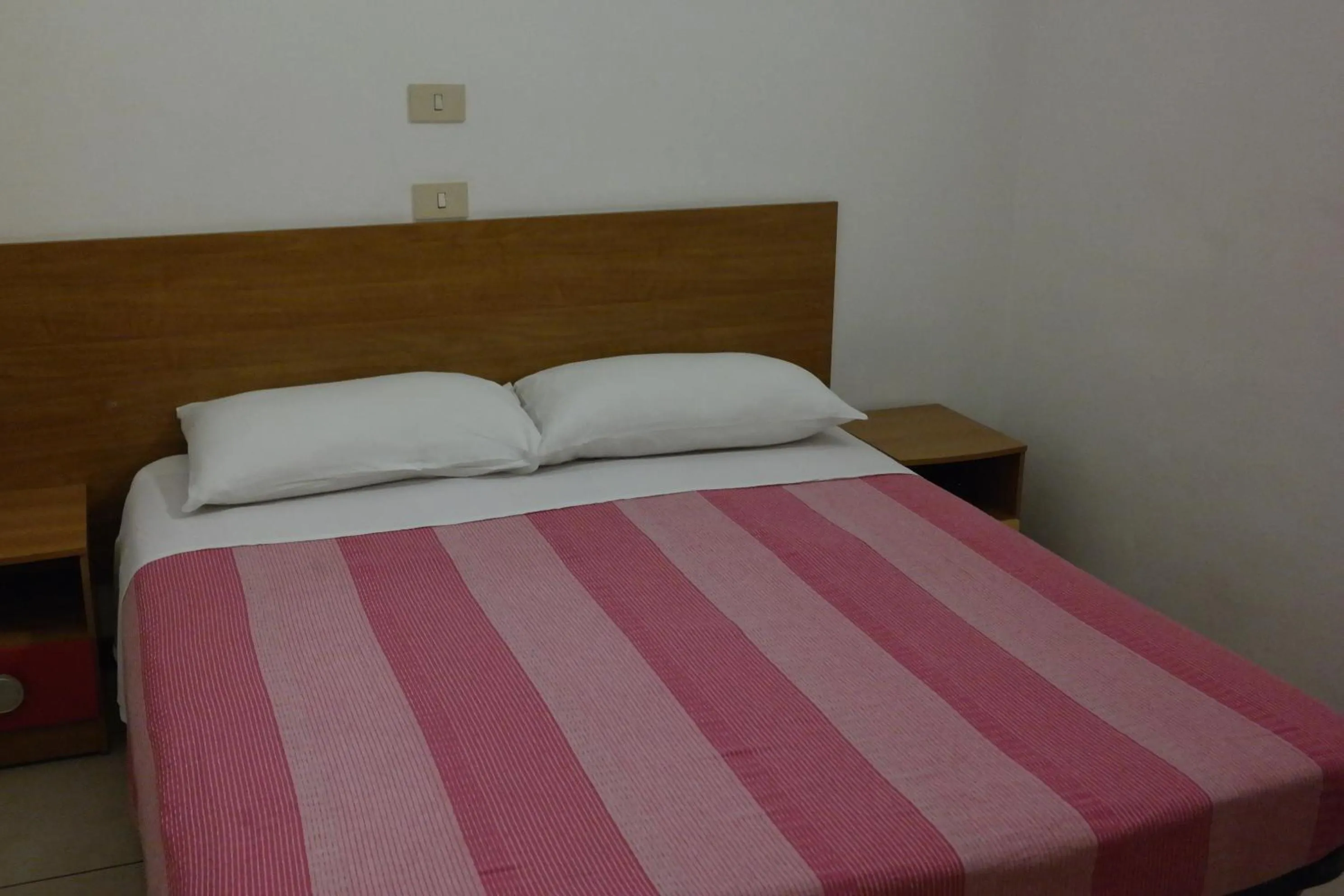 Photo of the whole room, Bed in Hotel Houston Livorno - Struttura Esclusivamente Turistica - Not for Business or Workers