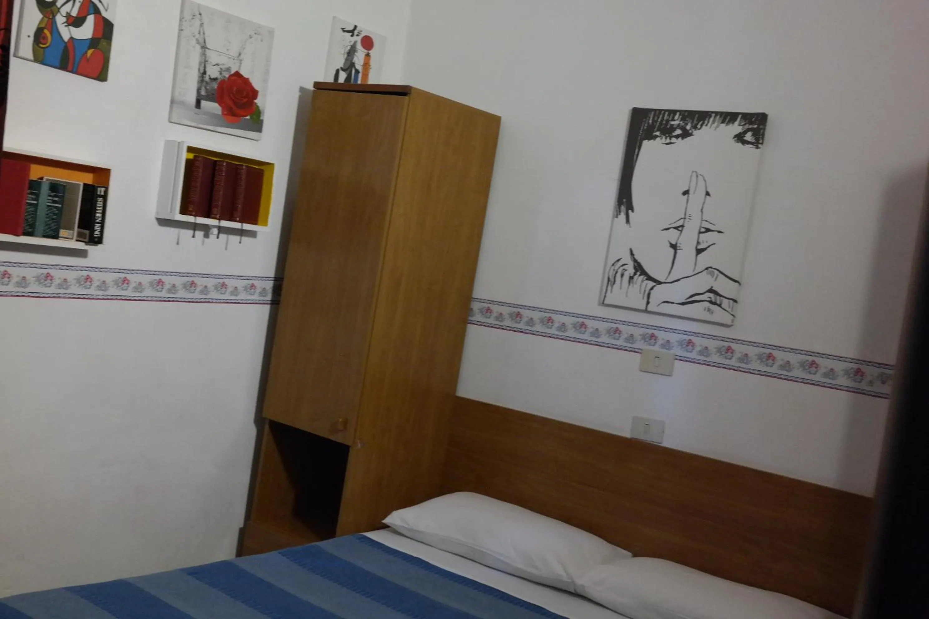 Photo of the whole room, Bed in Hotel Houston Livorno - Struttura Esclusivamente Turistica - Not for Business or Workers
