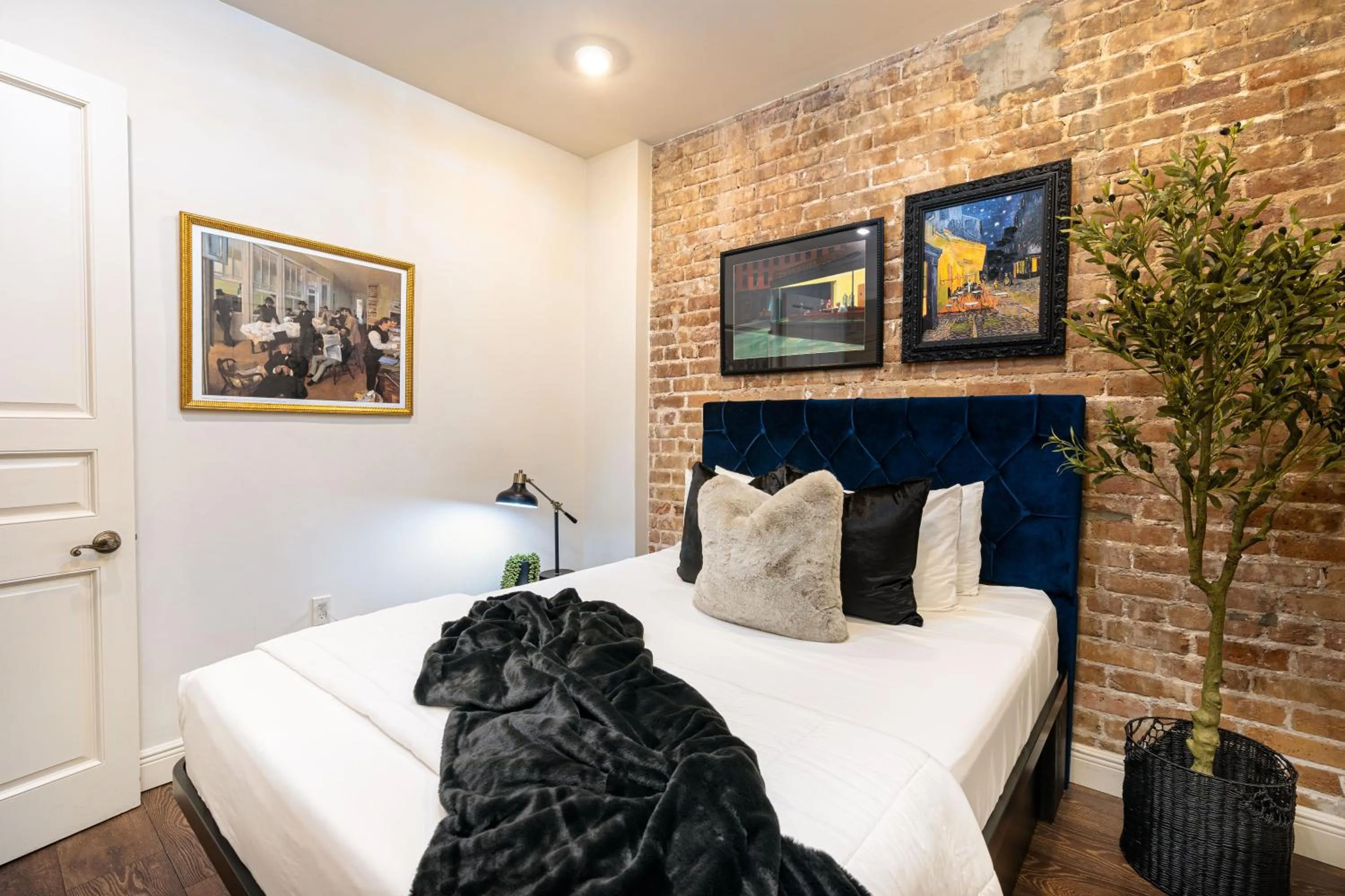 Bed in The Alexandre