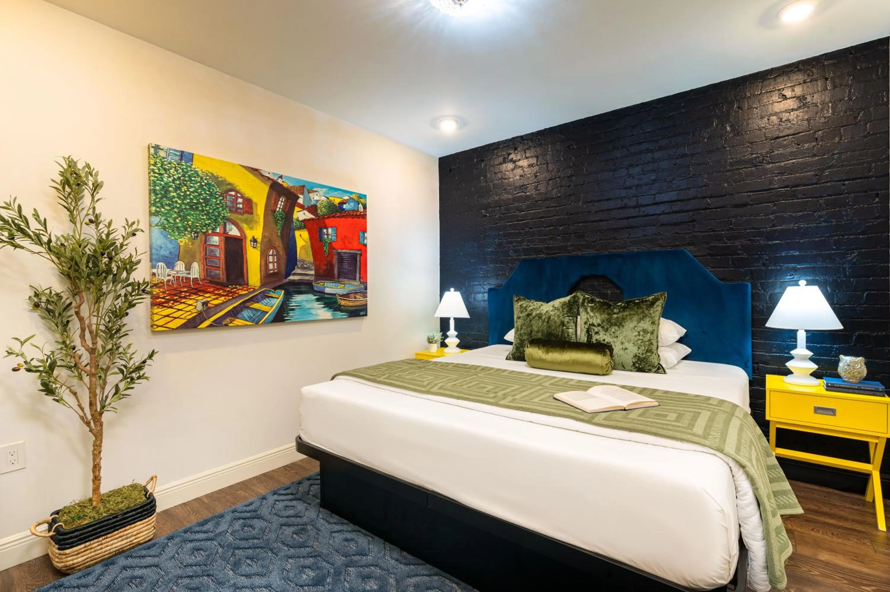 Bed in The Alexandre