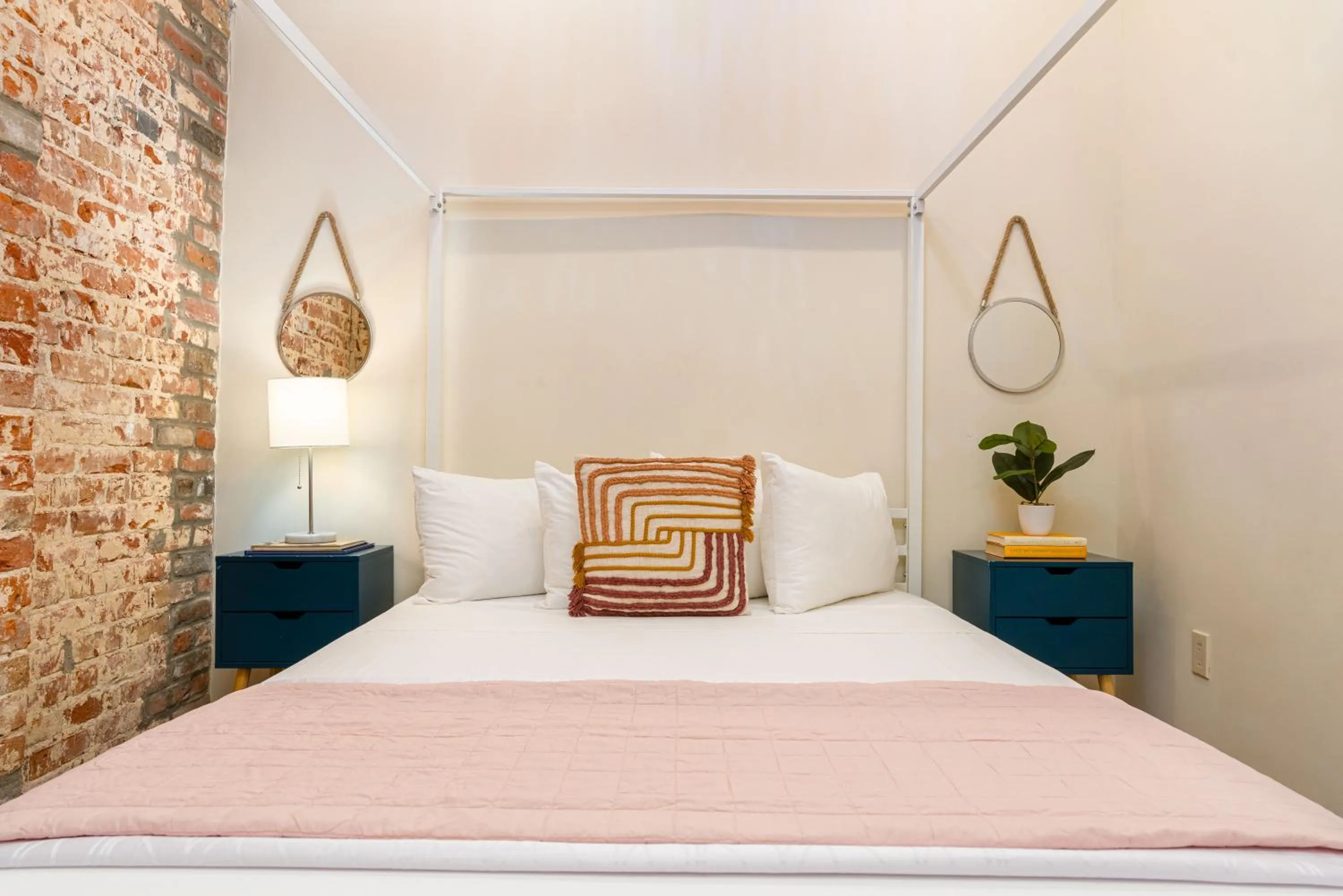 Bed in The Alexandre