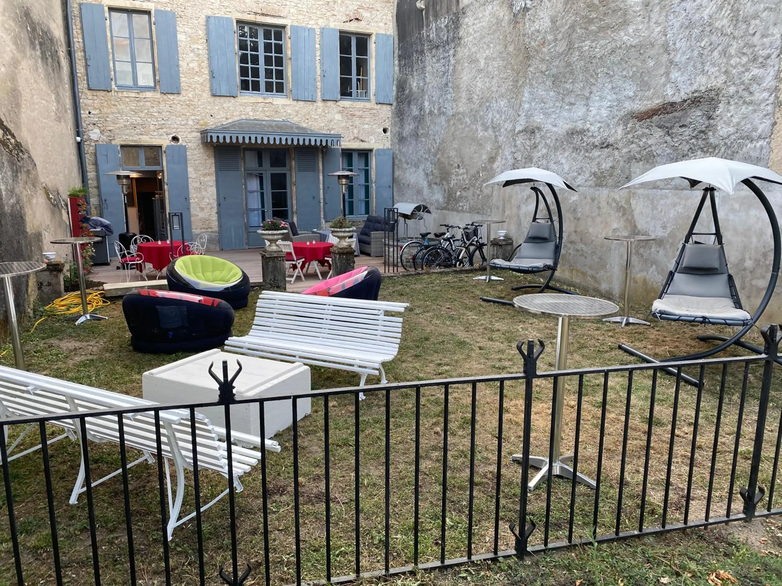 LE CHARME DE ST PIERRE