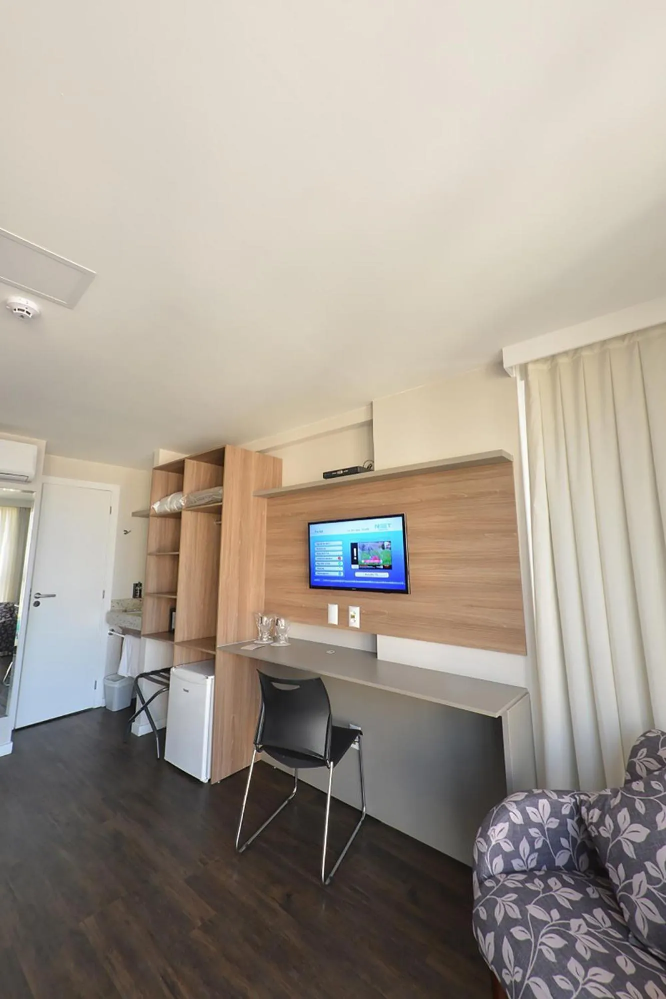 TV and multimedia in Hotel 7 Itajaí