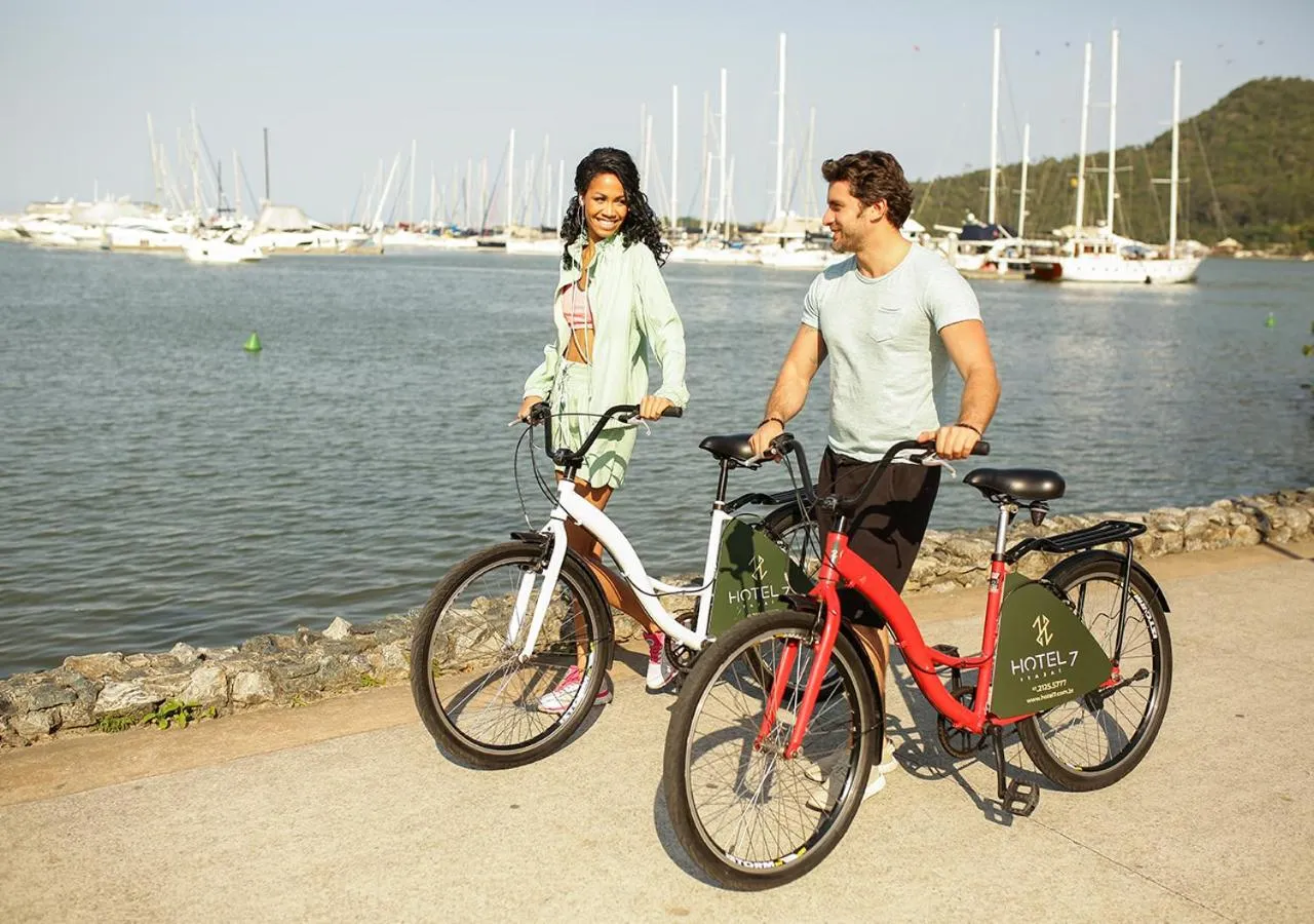 Day in Hotel 7 Itajaí