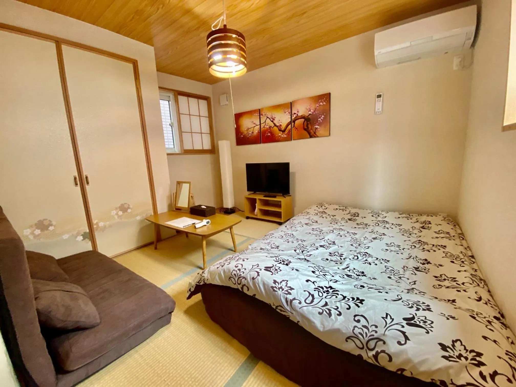 Bed in Hotel EL Shinjuku 6