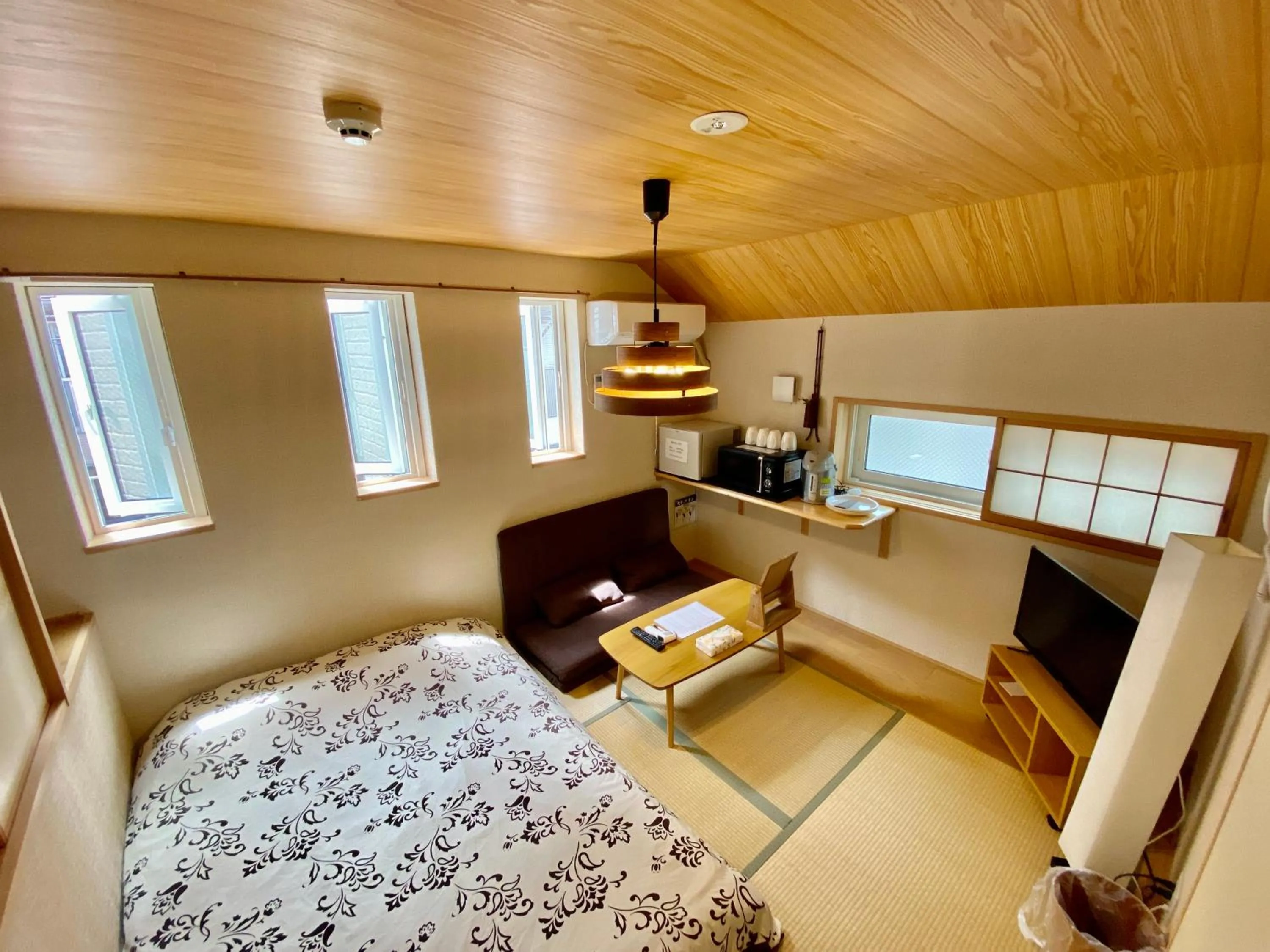 Photo of the whole room, Bed in Hotel EL Shinjuku 6