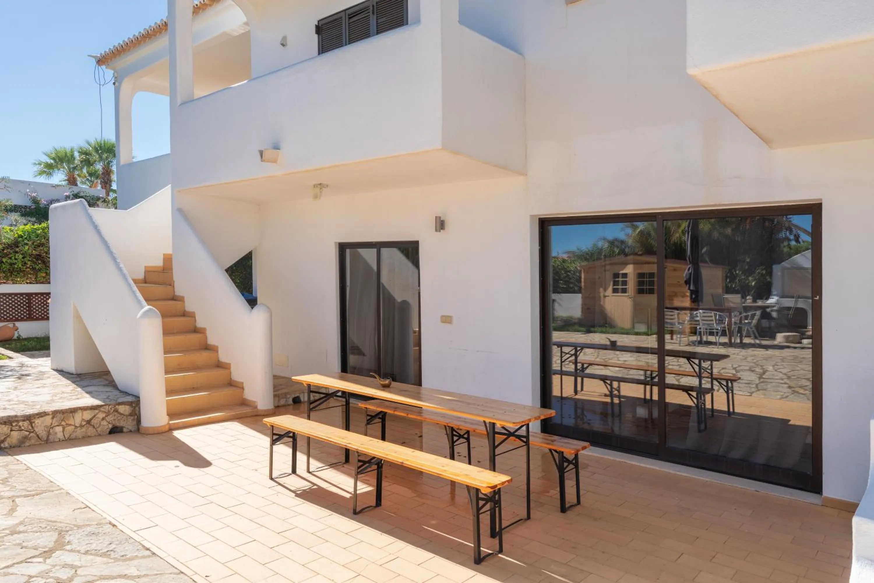 Blife Sun Hostel & Rooms