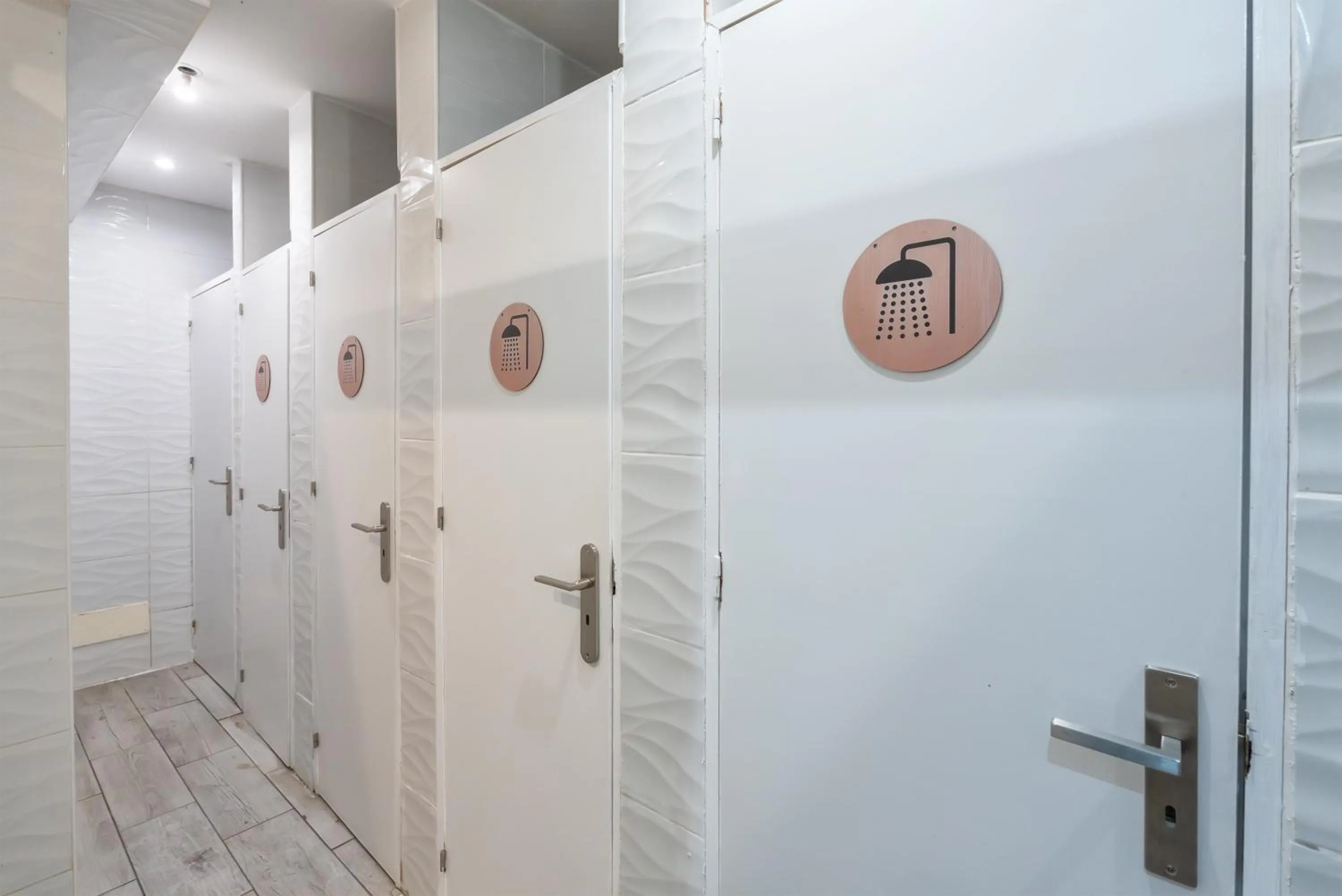 Blife Sun Hostel & Rooms