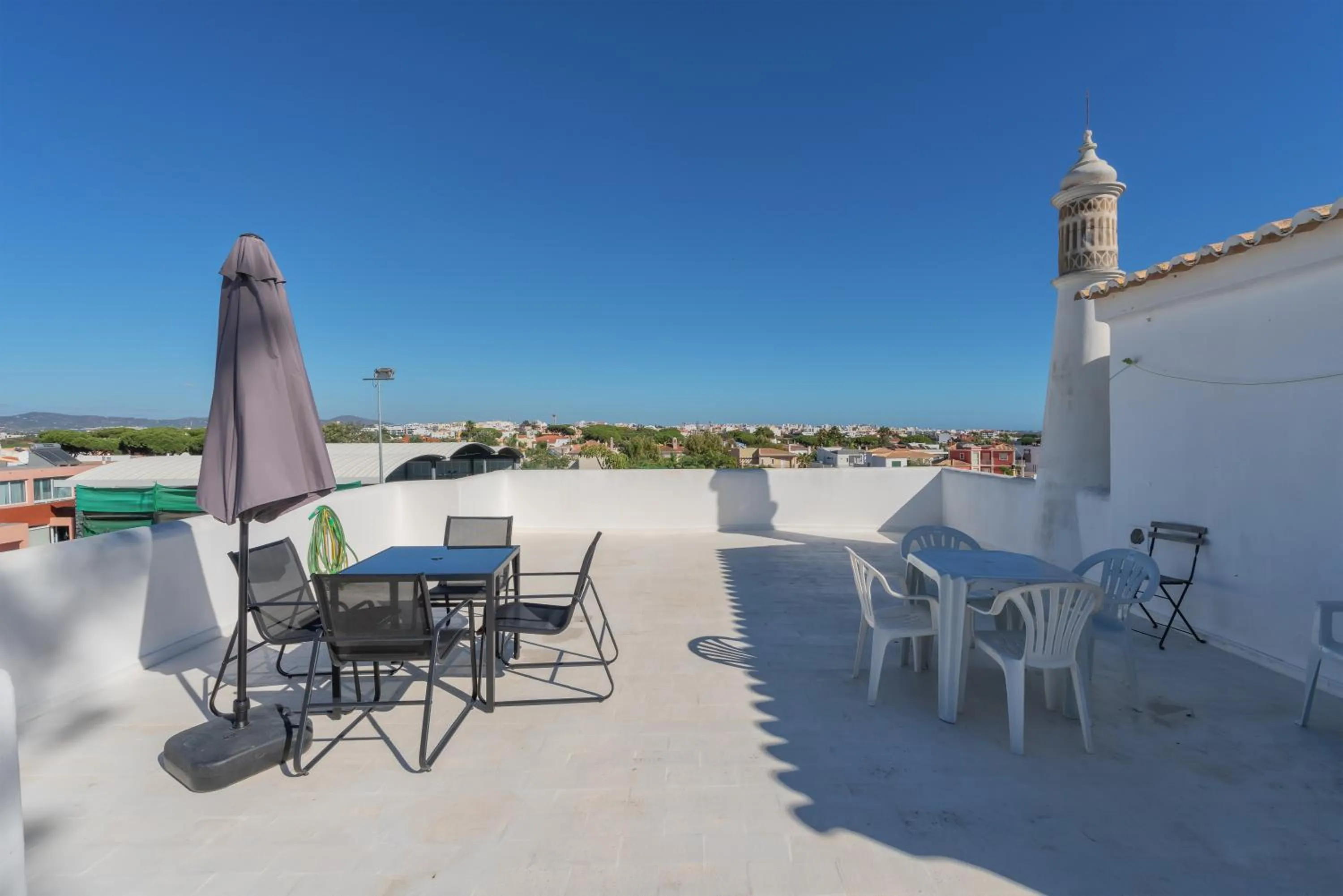 Blife Sun Hostel & Rooms