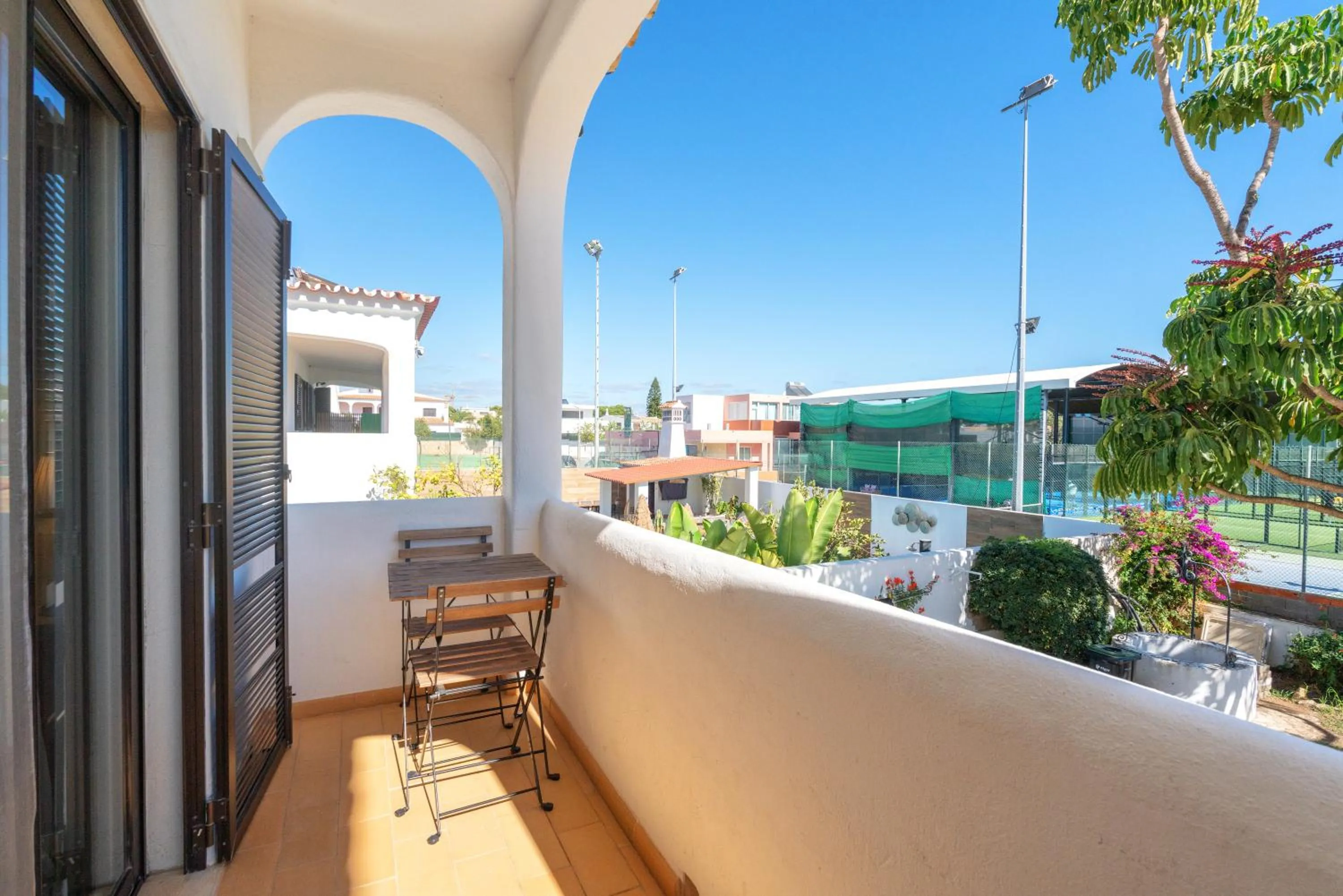 Blife Sun Hostel & Rooms