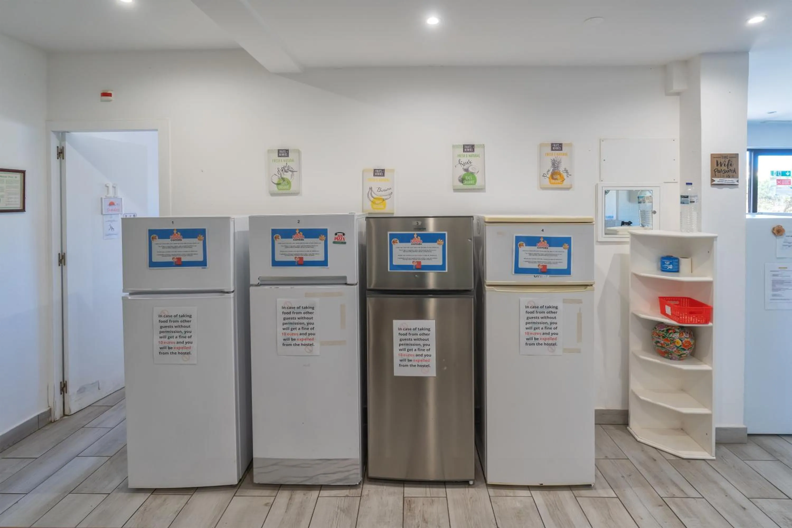 Blife Sun Hostel & Rooms