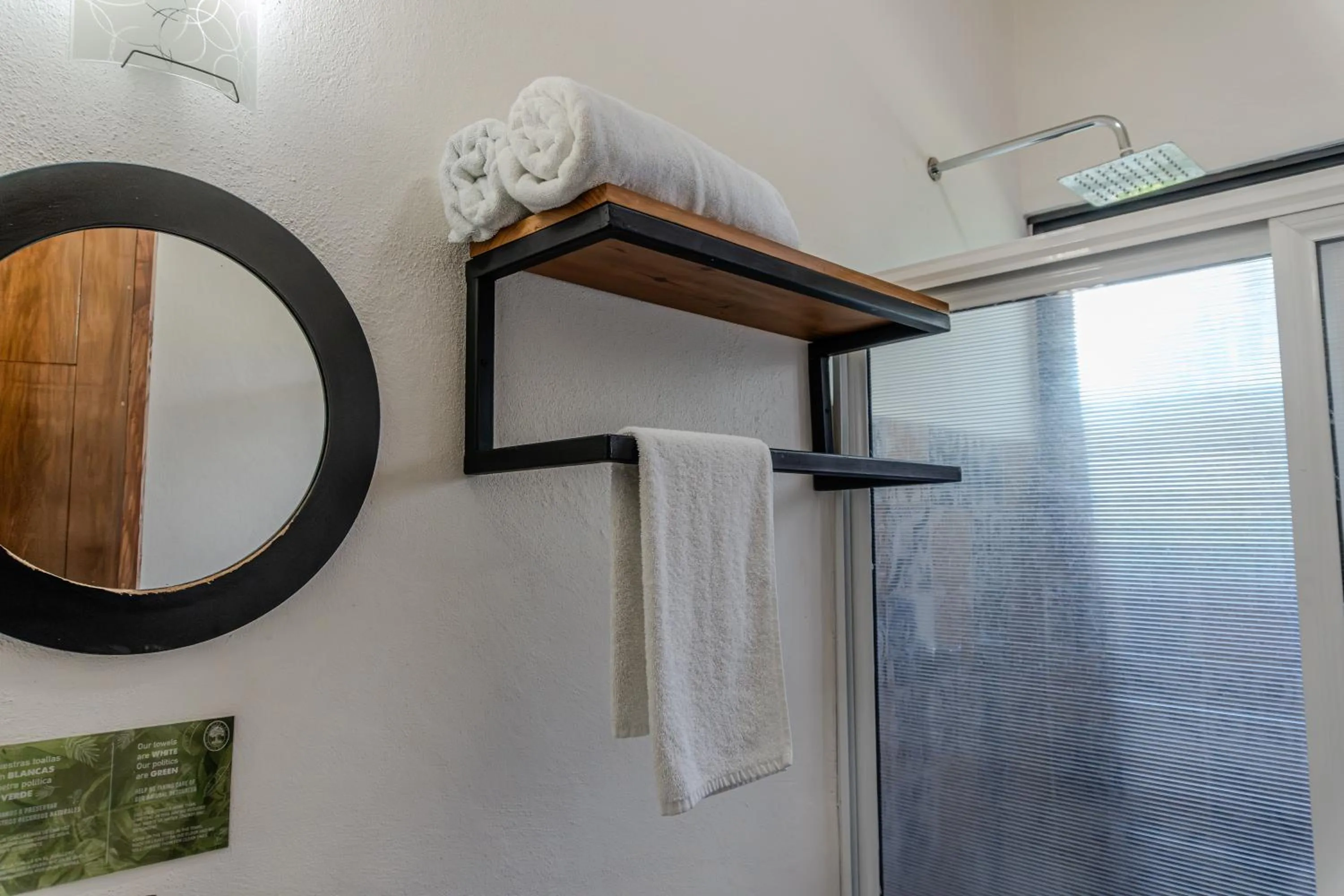 Shower in Hotel Brisas Bacalar