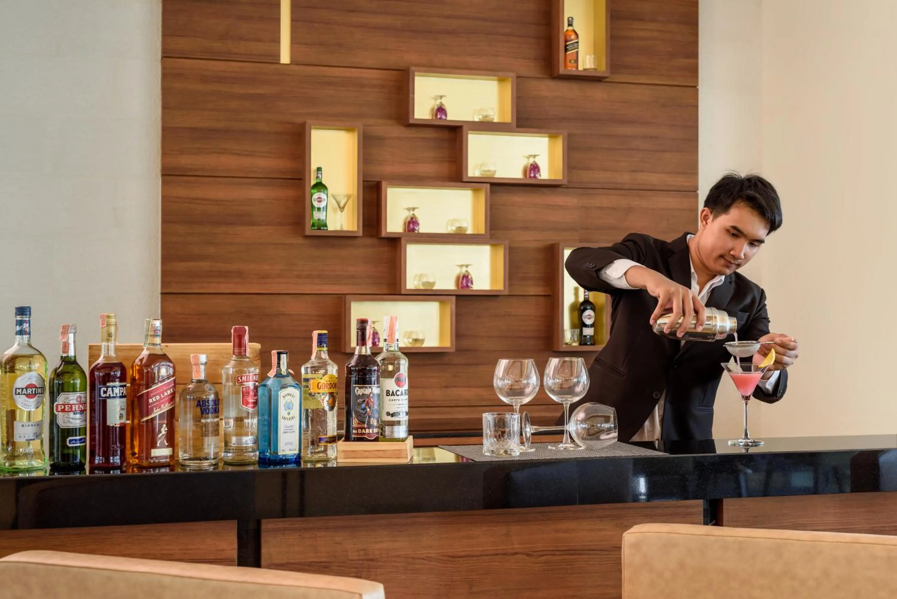 Lounge or bar in Chainarai Riverside - SHA Plus Certified