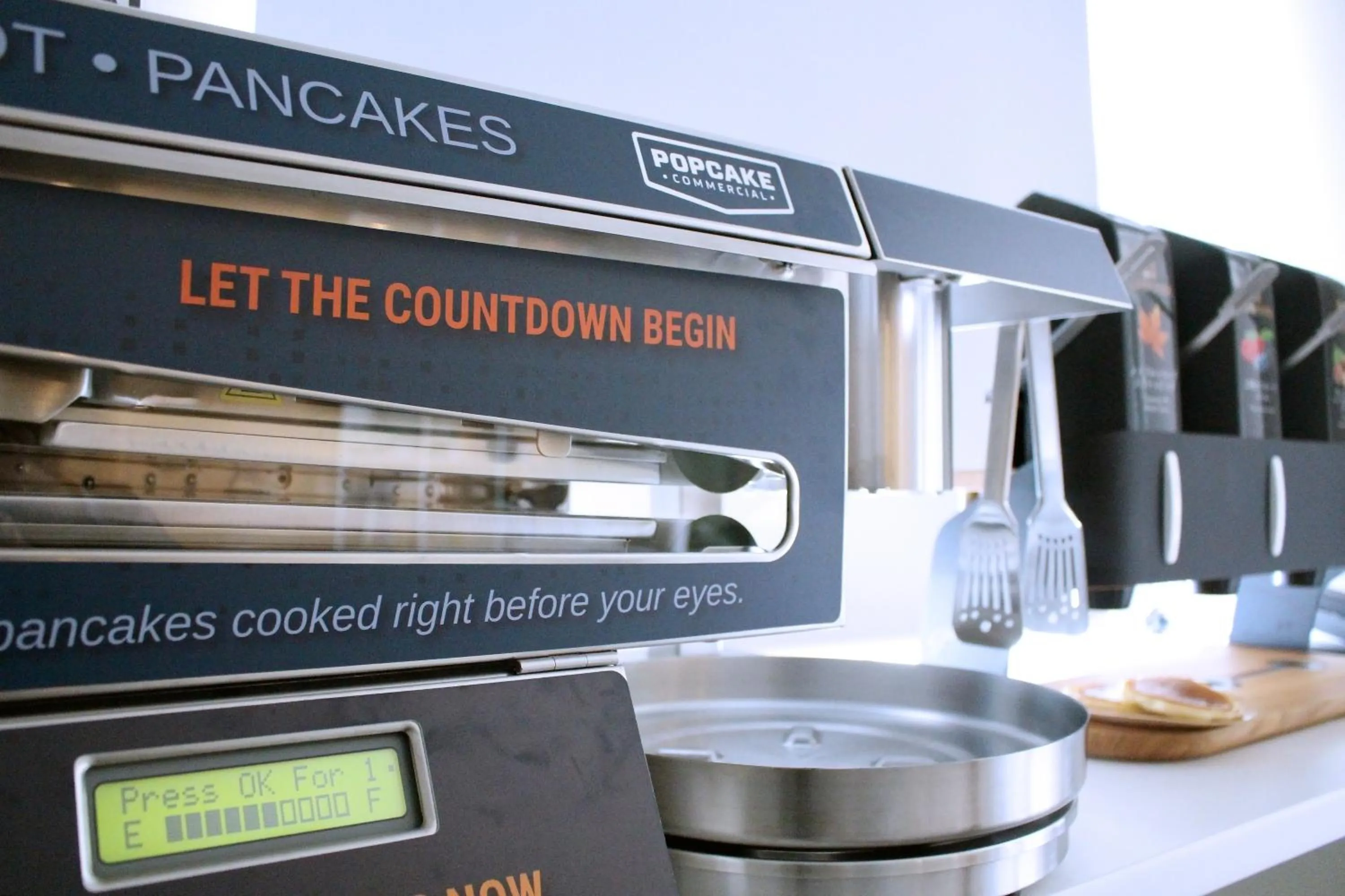 Communal lounge/ TV room in KOKO HOTEL Ginza-1chome