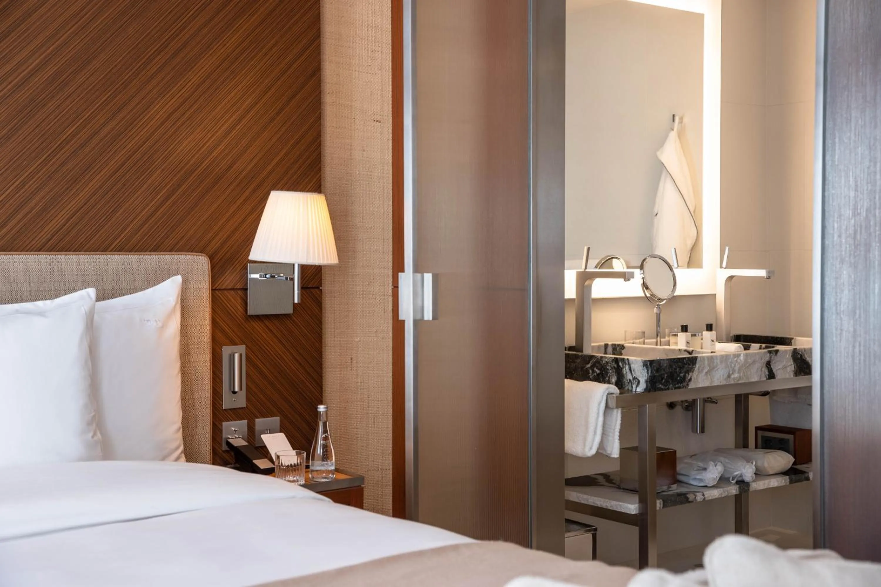 Bathroom, Bed in La Réserve Eden au Lac Zurich