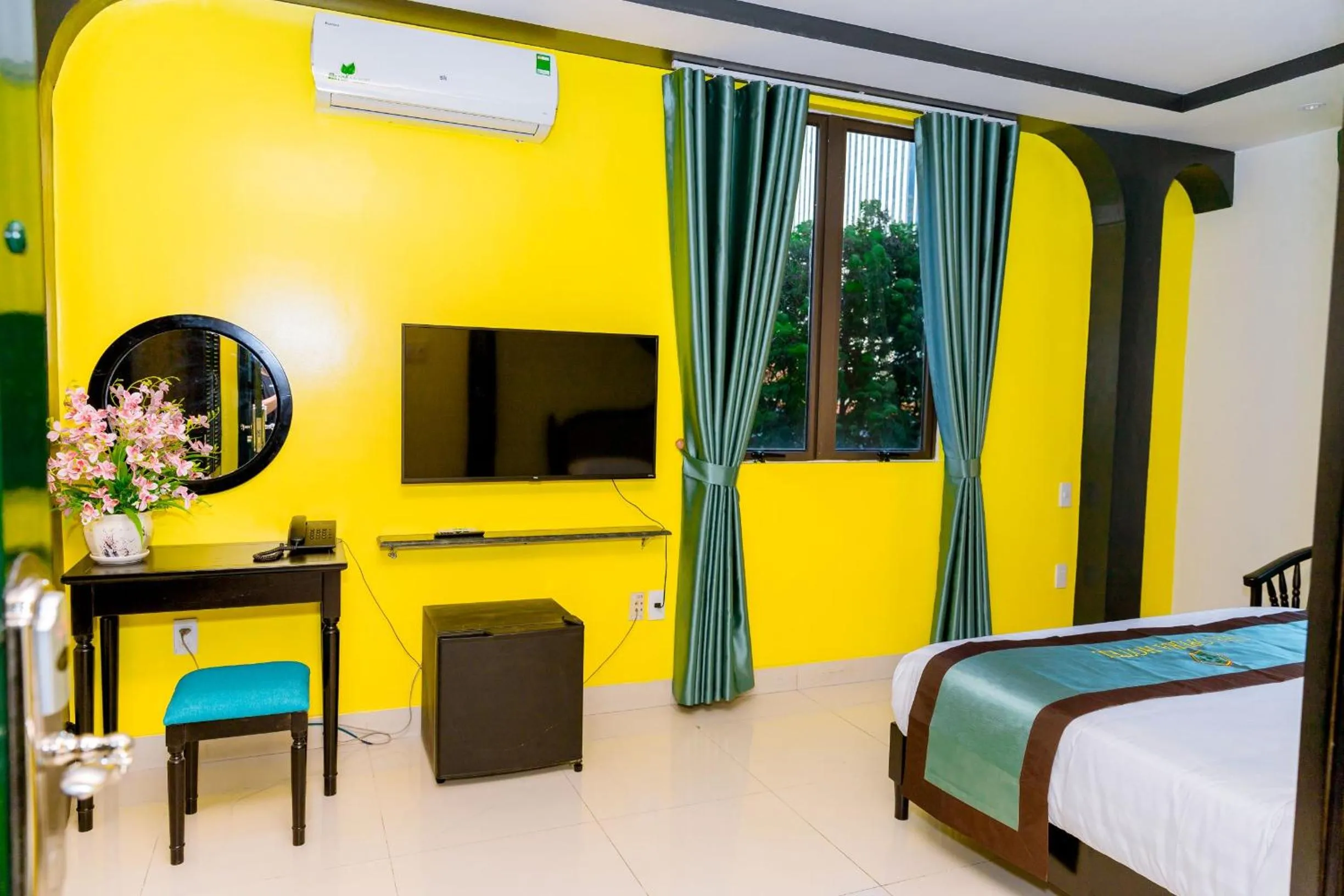 Natural landscape, Bed in The Opera Hotel Hải Phòng