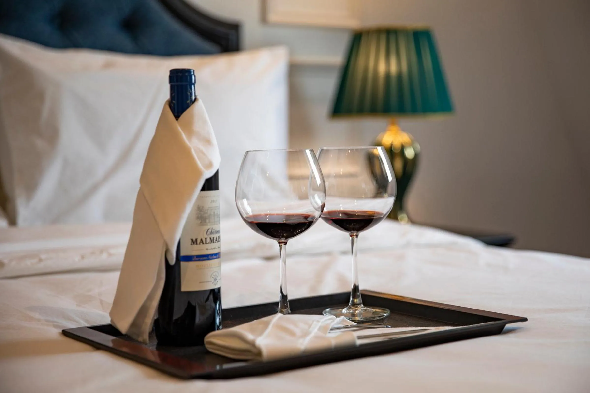 Bedroom, Bed in Ha Long Essence Hotel