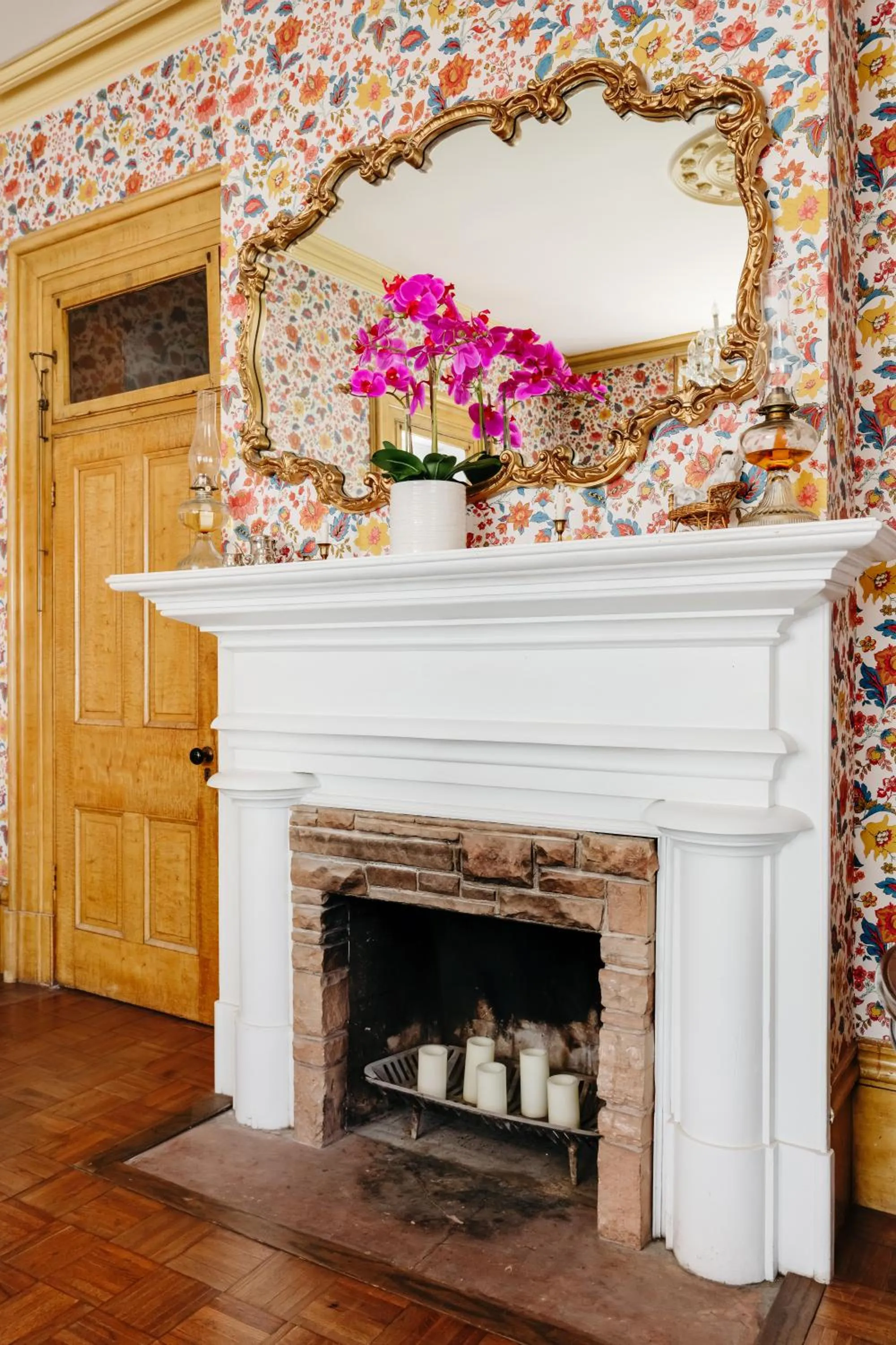 Breakfast in The Mulberry Inn -An Historic Bed and Breakfast