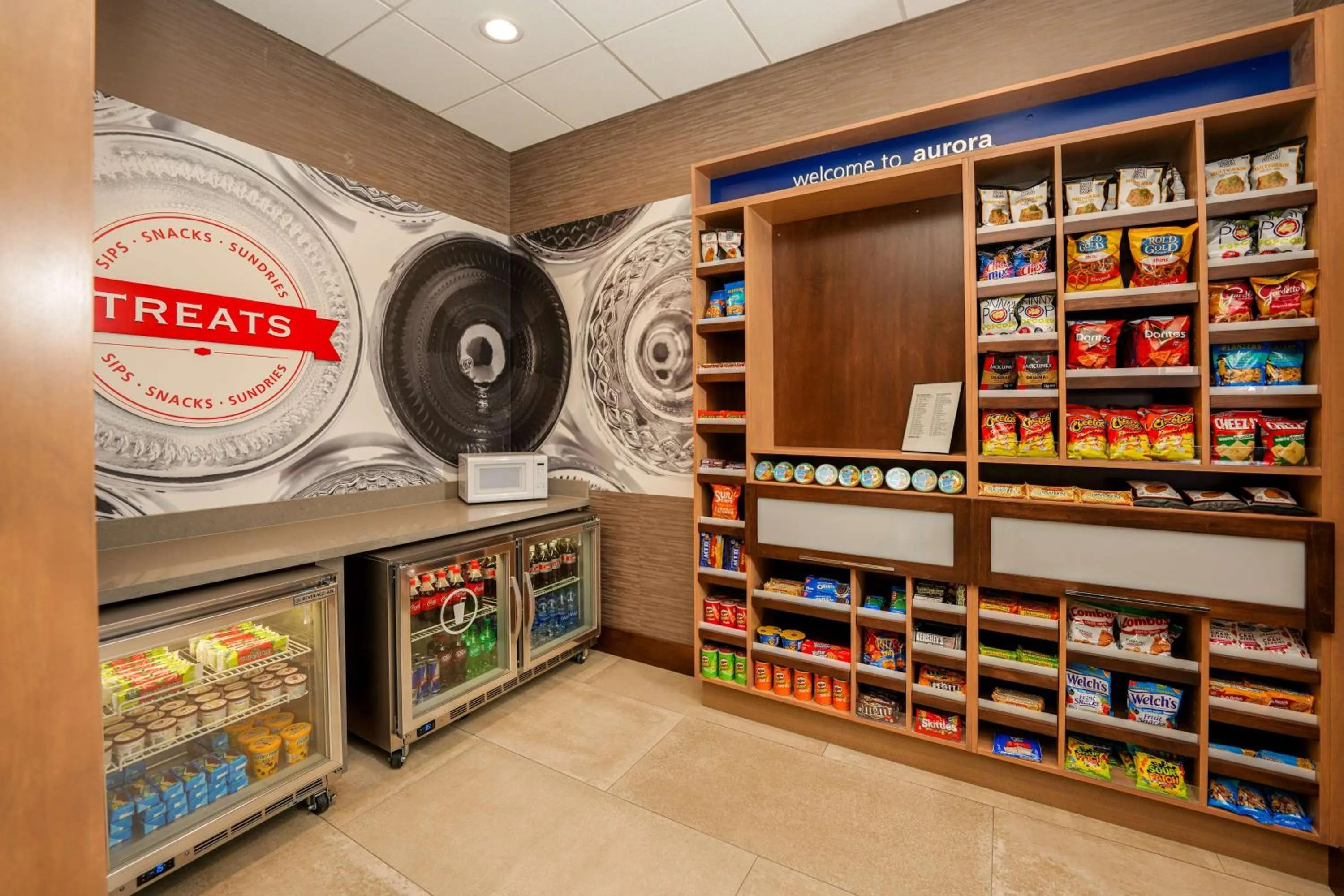 Restaurant/places to eat in Hampton Inn & Suites Aurora South, Co