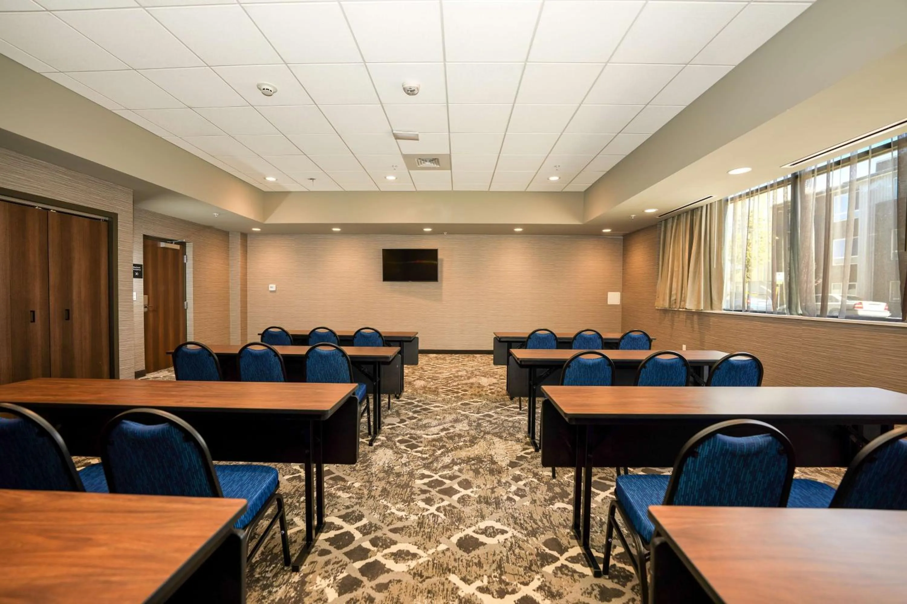 Meeting/conference room in Hampton Inn & Suites Aurora South, Co