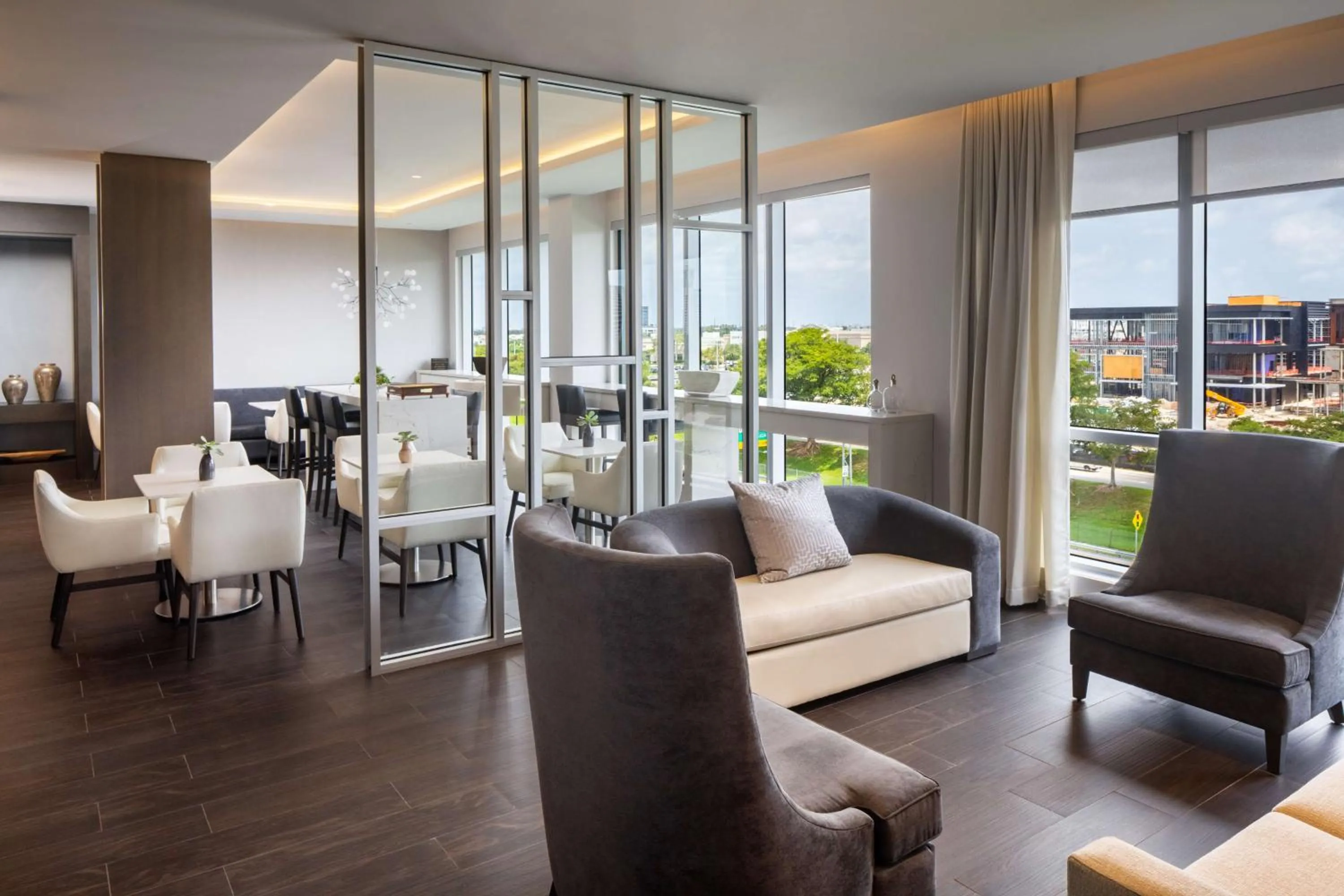 Lobby or reception in Hilton Miami Aventura