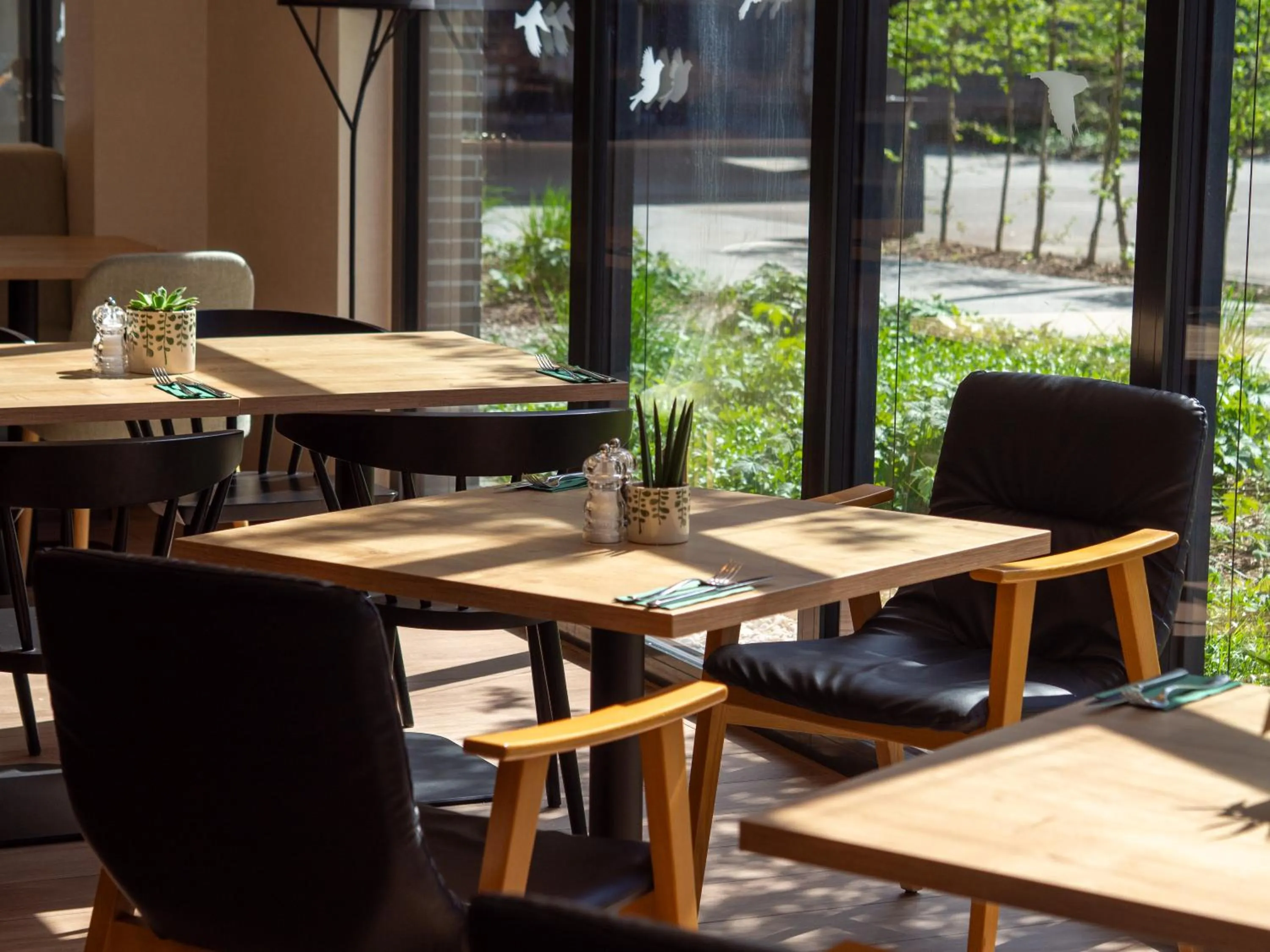 Restaurant/places to eat in Hilton Garden Inn Munich Messe