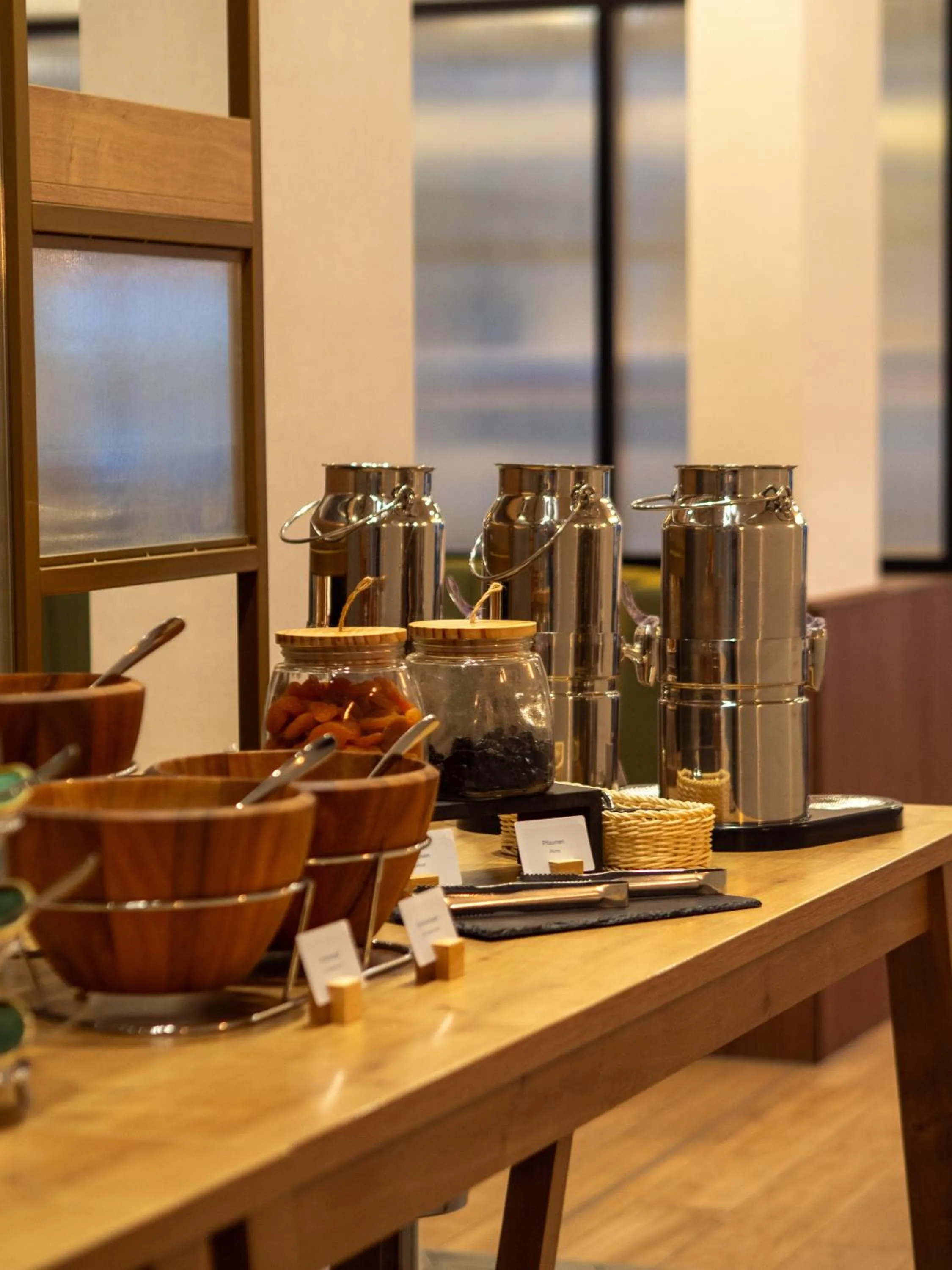Coffee/tea facilities in Hilton Garden Inn Munich Messe