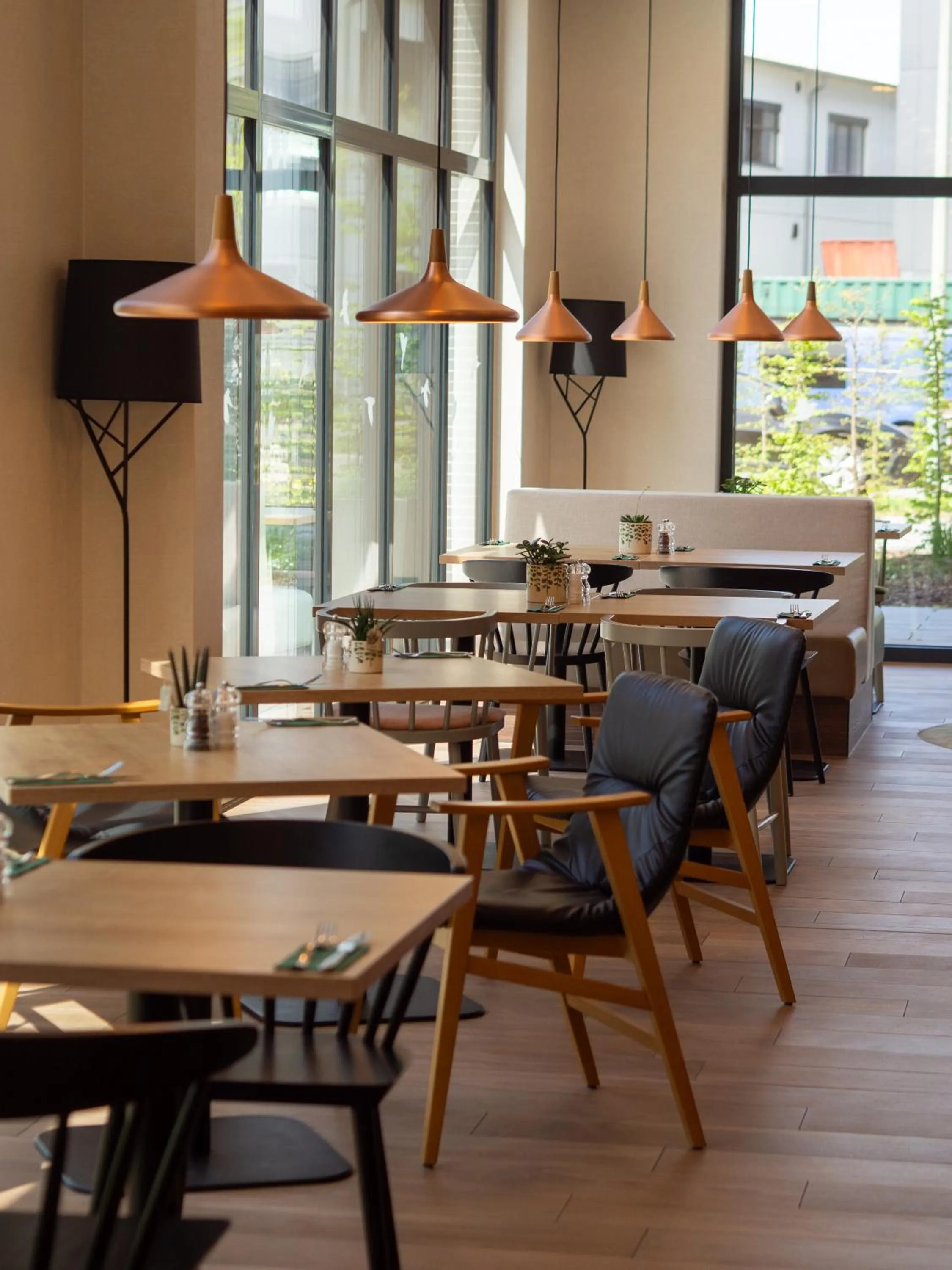 Restaurant/places to eat in Hilton Garden Inn Munich Messe