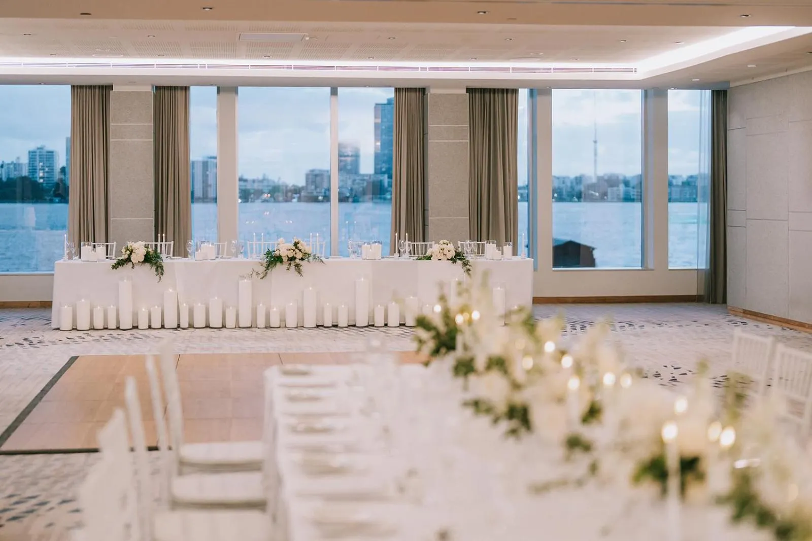 wedding in Doubletree By Hilton Perth Waterfront