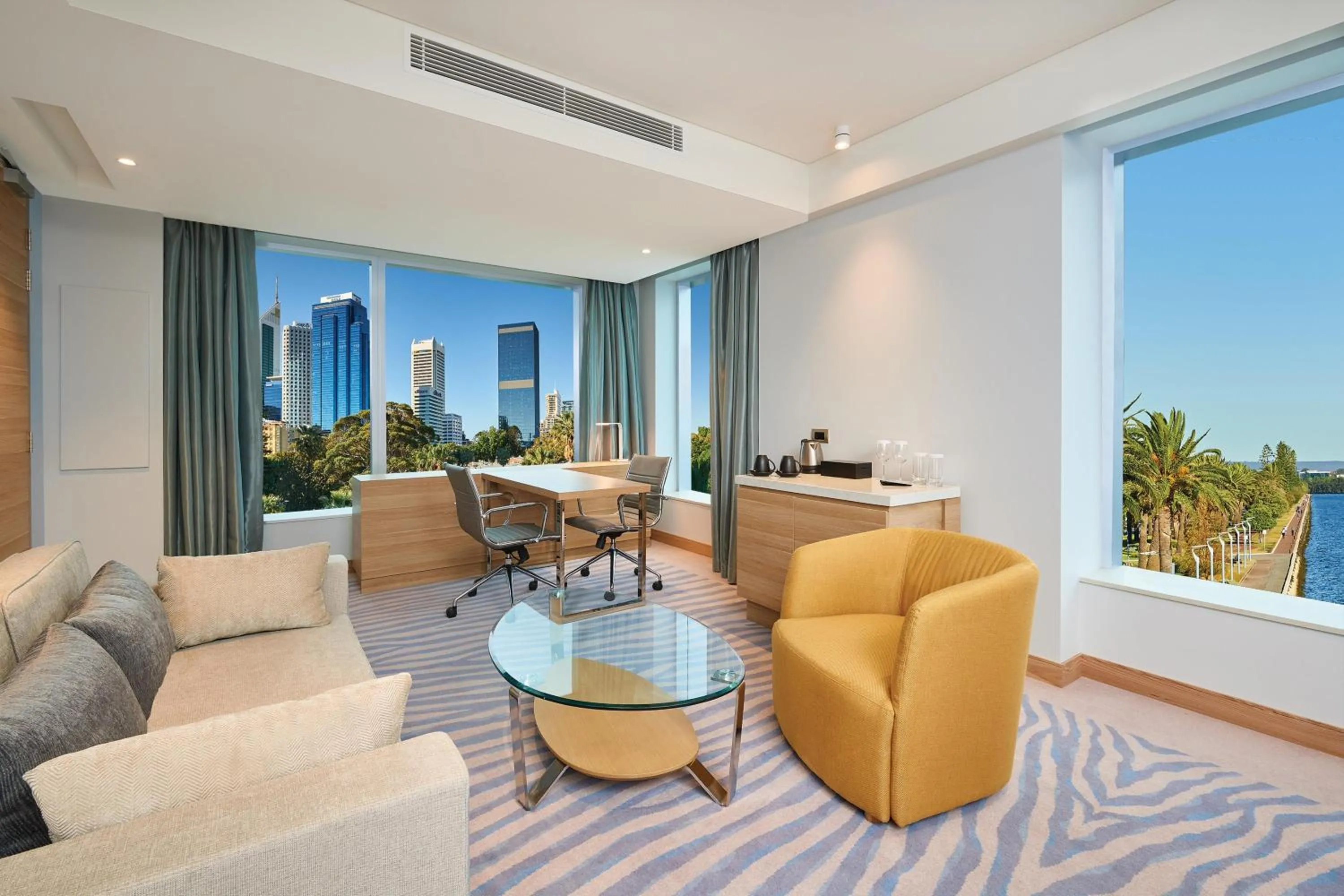 Living room in Doubletree By Hilton Perth Waterfront