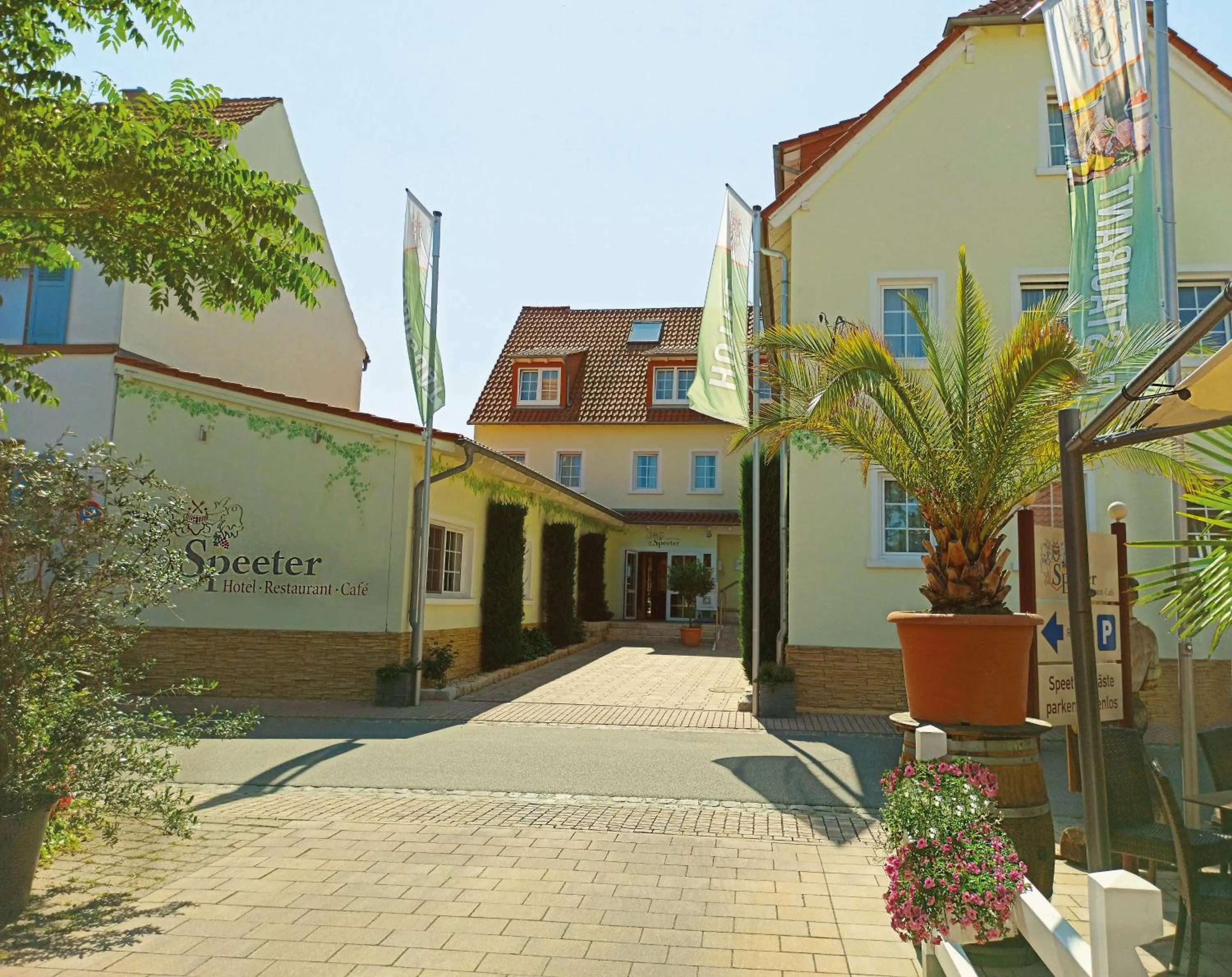 Street view in Hotel Speeter