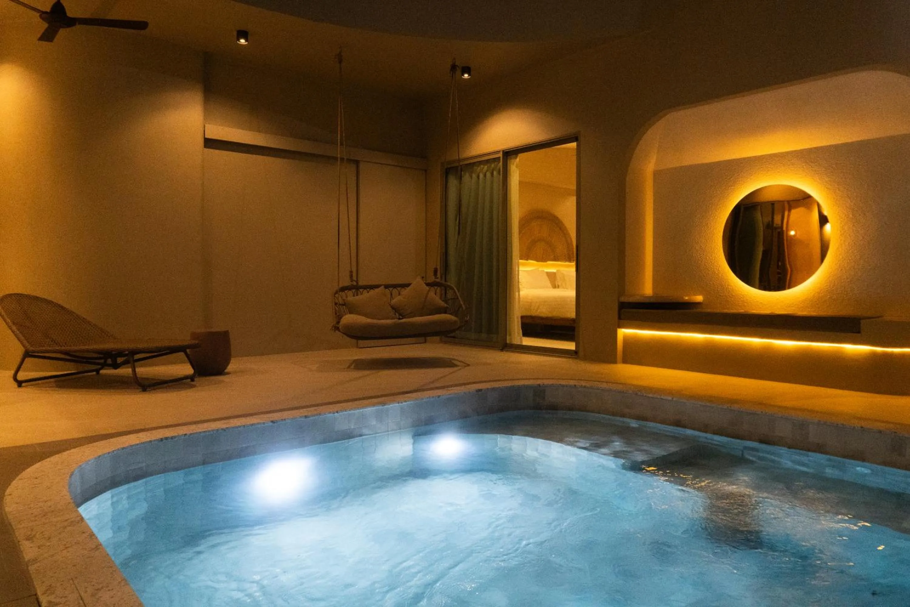 Swimming pool in Seamira House Huahin